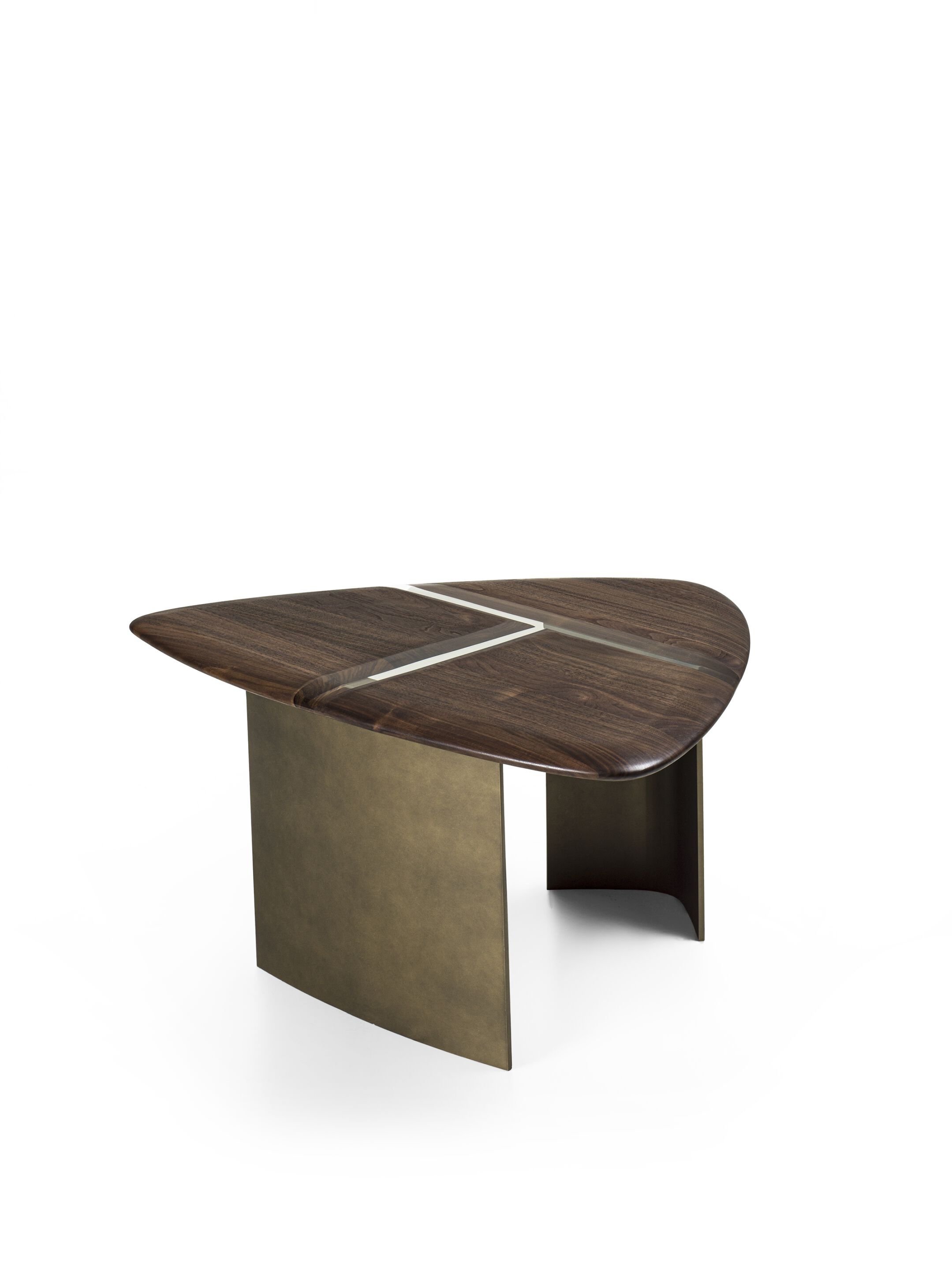 Треугольный журнальный столик с верхом из смолы и дерева Riva 1920 Kauri ARCH-00131007 - Вид №1