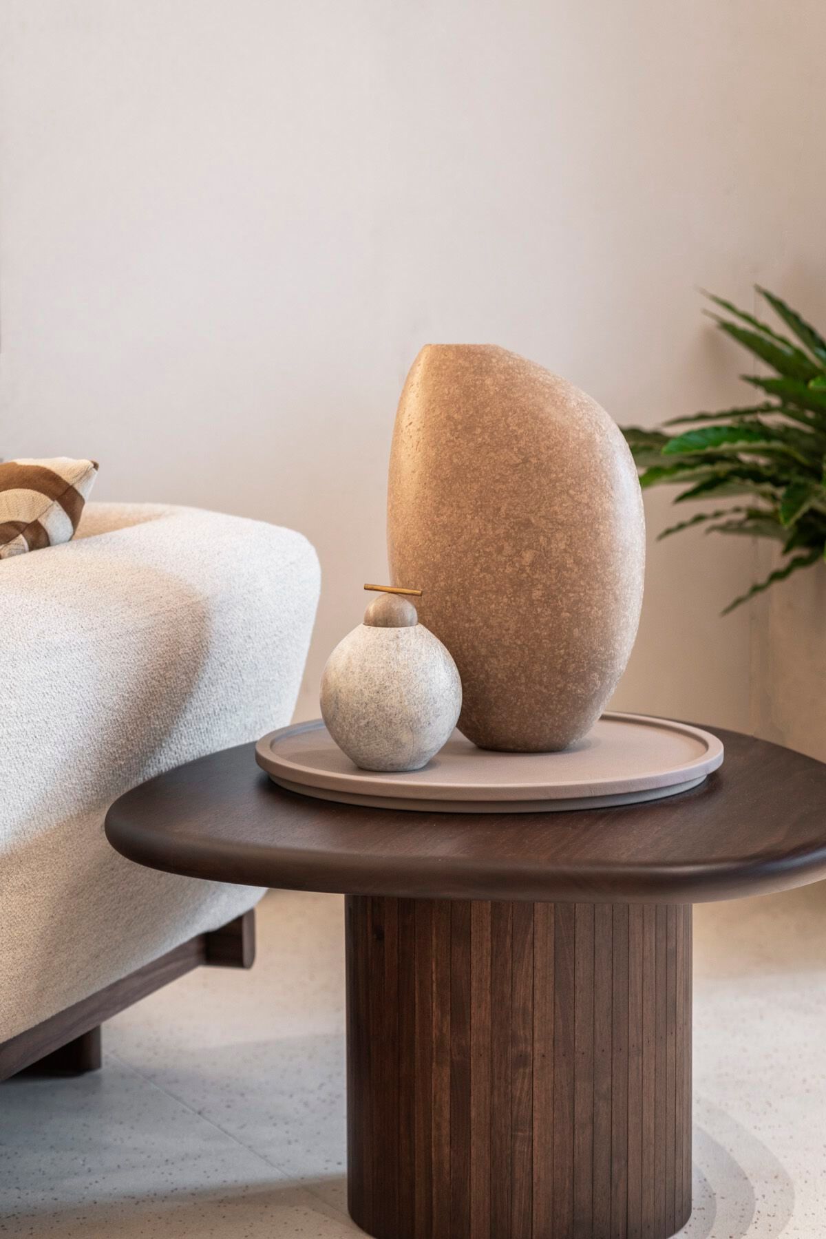 Ваза из мыльного камня Gardeco Objects VASE AOI ARCH-00072050 - Вид №3