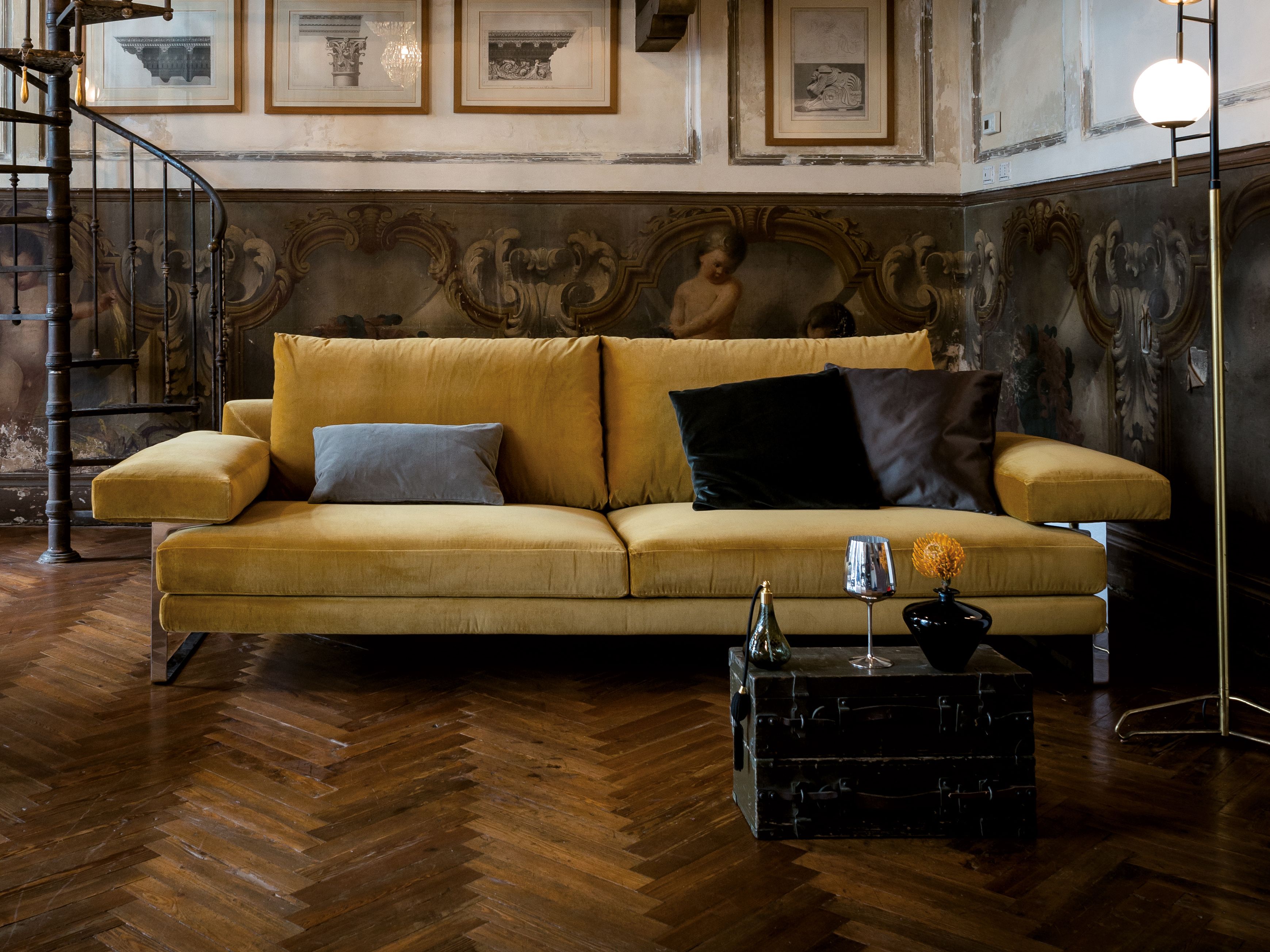 2-местный тканевый диван Arketipo EGO ARCH-00055761