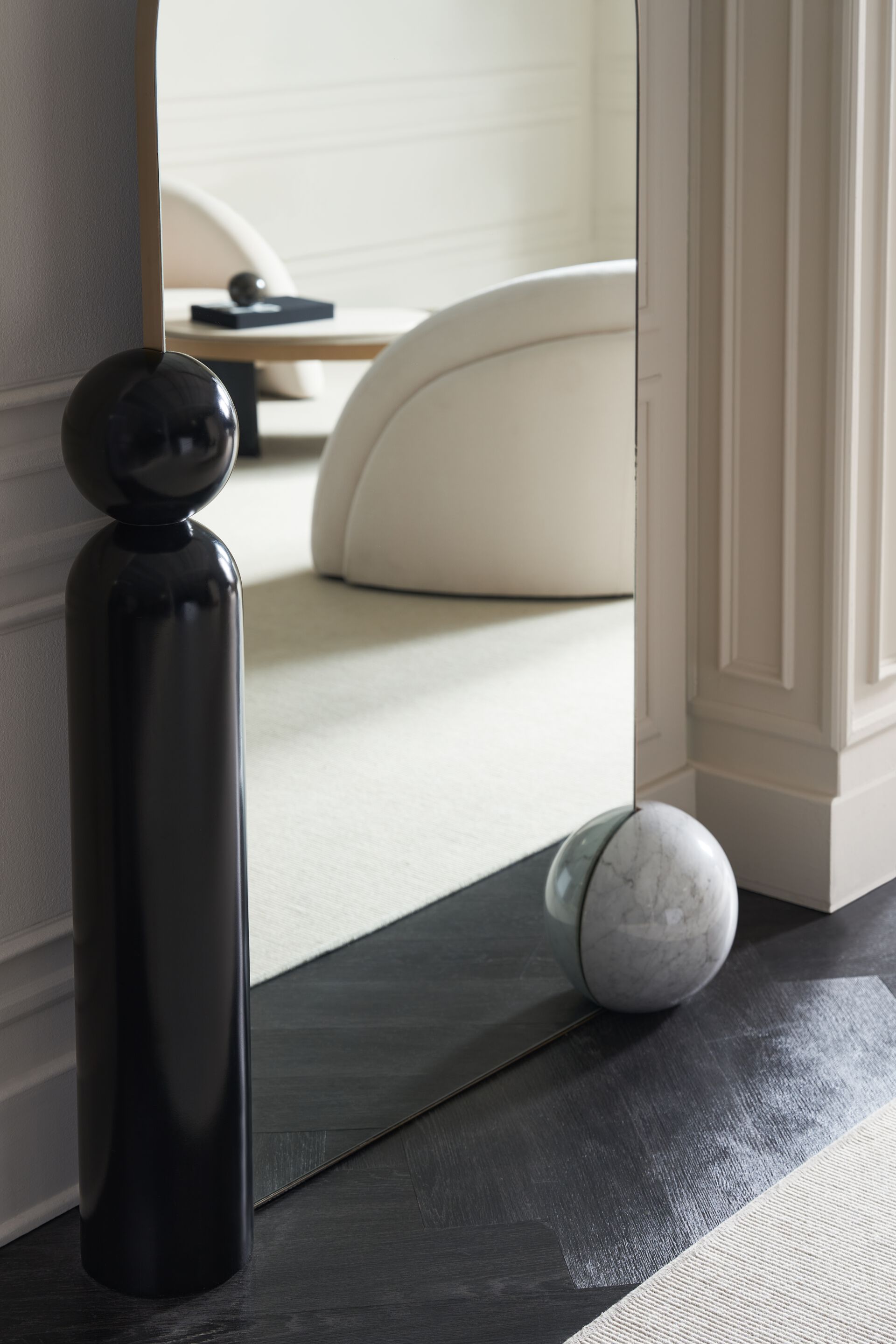 Напольное зеркало в рамке Caracole Balance ARCH-00064622 - Вид №1