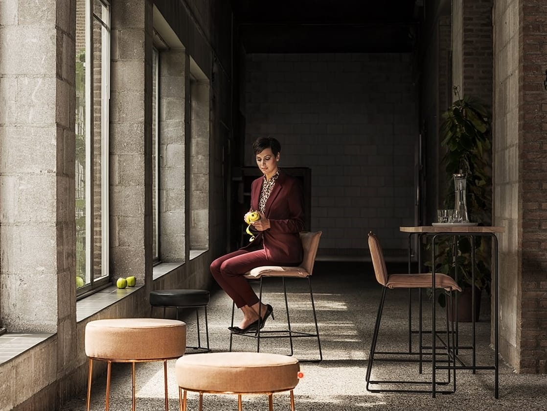 Высокий табурет со спинкой Jess Norman ARCH-00127423 - Вид №1