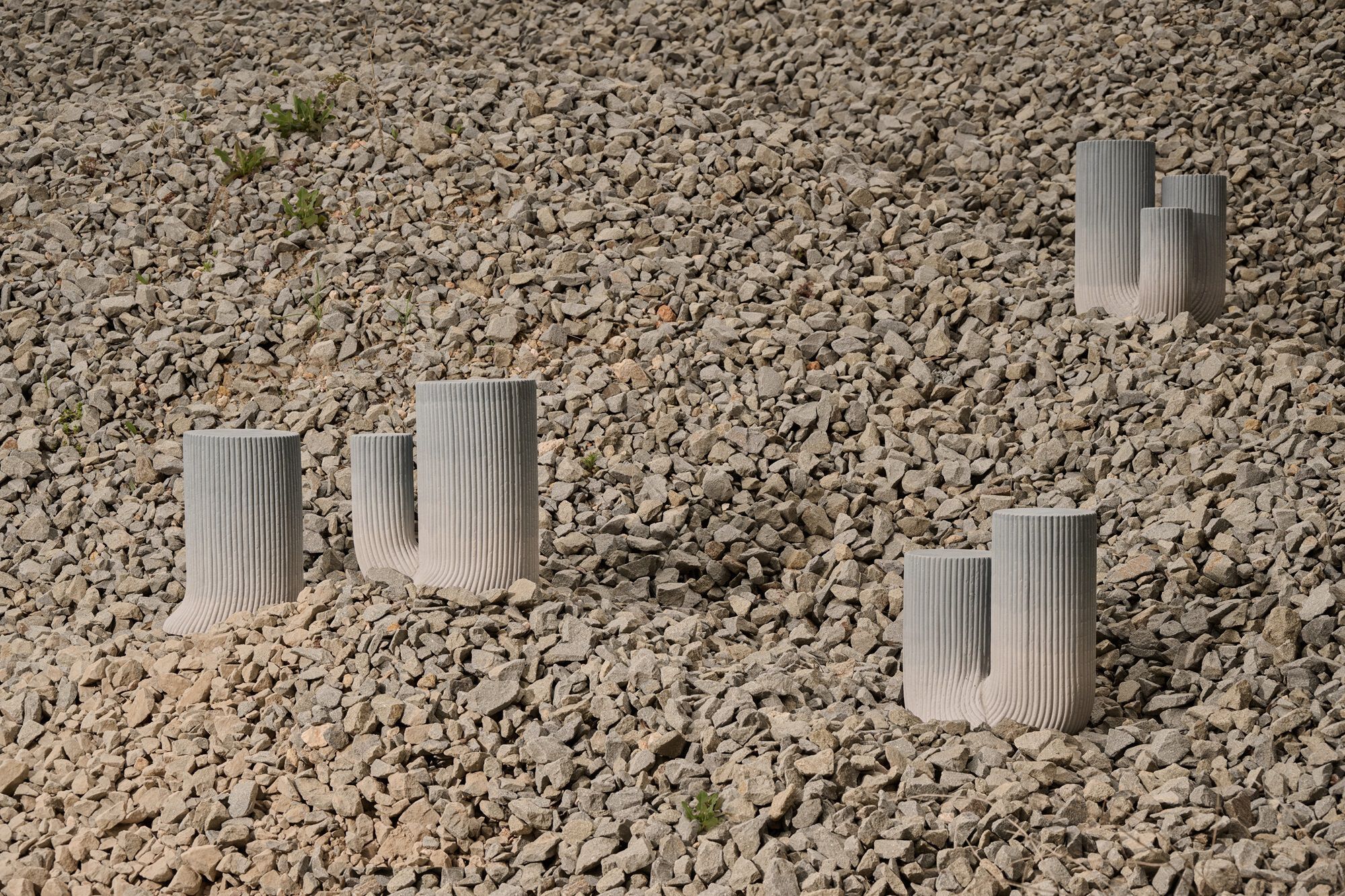 Круглый бетонный журнальный столик URBI et ORBI Medius Terra ARCH-00130319 - Вид №5