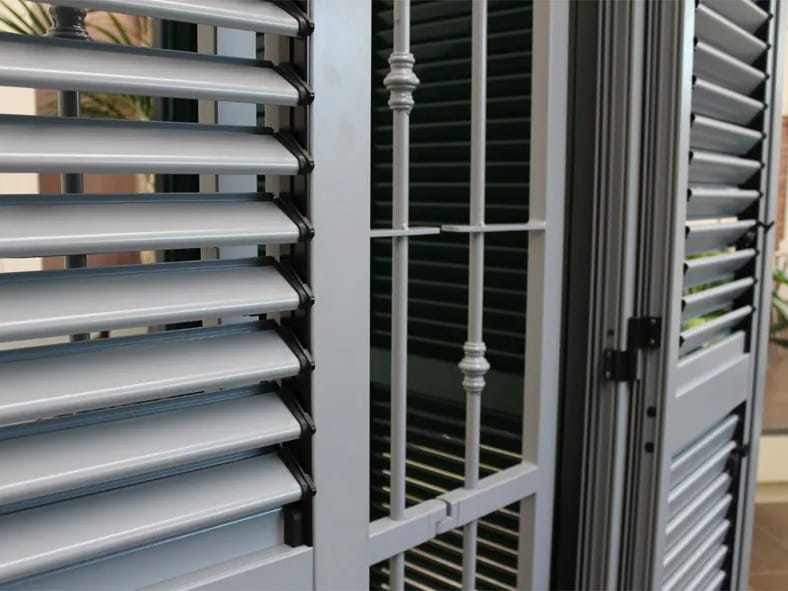 Металлические перила безопасности OFFICINE LOCATI INFERRIATE CLASSE 3 ARCH-00049719