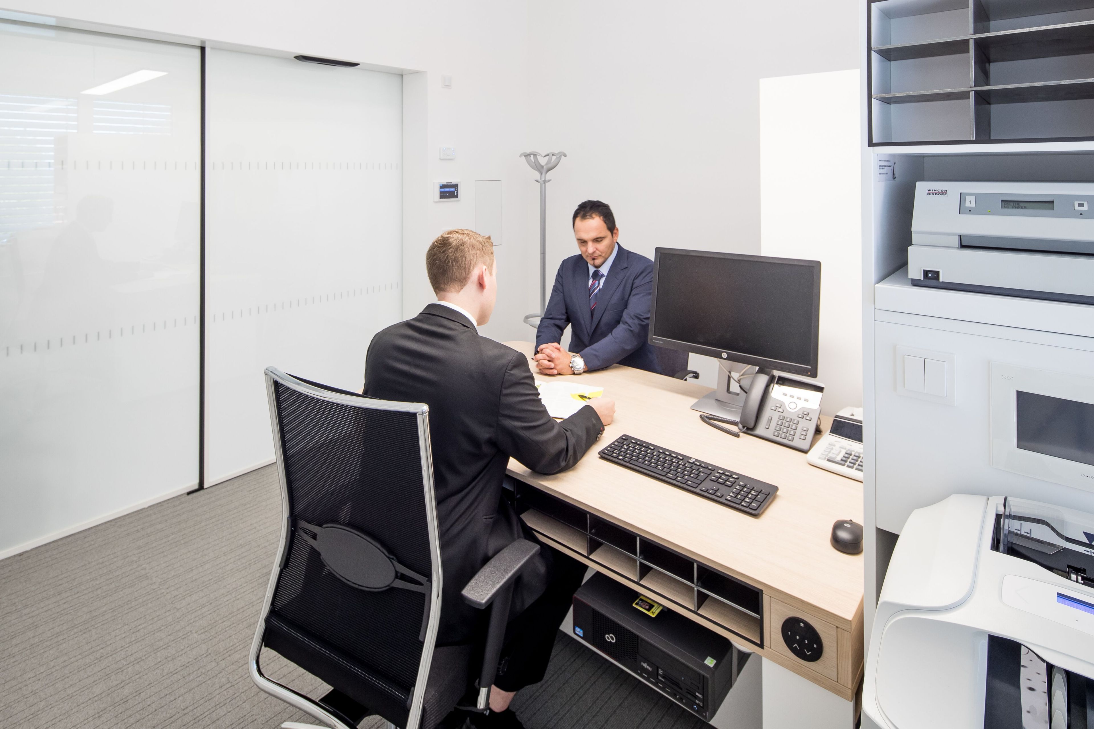 Стеклянная перегородка с контролем конфиденциальности VITRIK Vitrik ® Privacy ARCH-00036078 - Вид №12