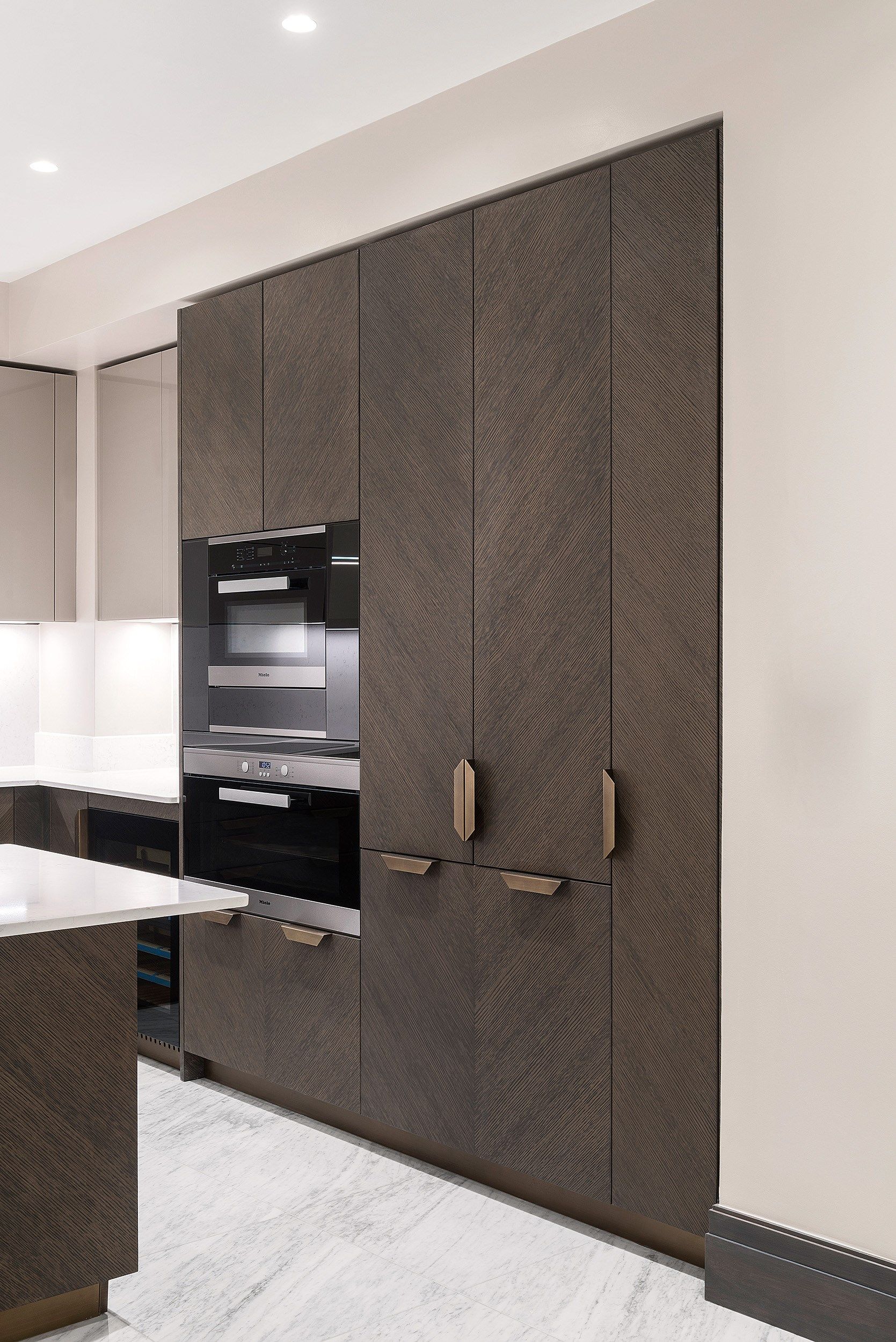 Угловая кухня с полуостровом и колоннами TM Italia Cucine D90 ARCH-00055948 - Вид №1