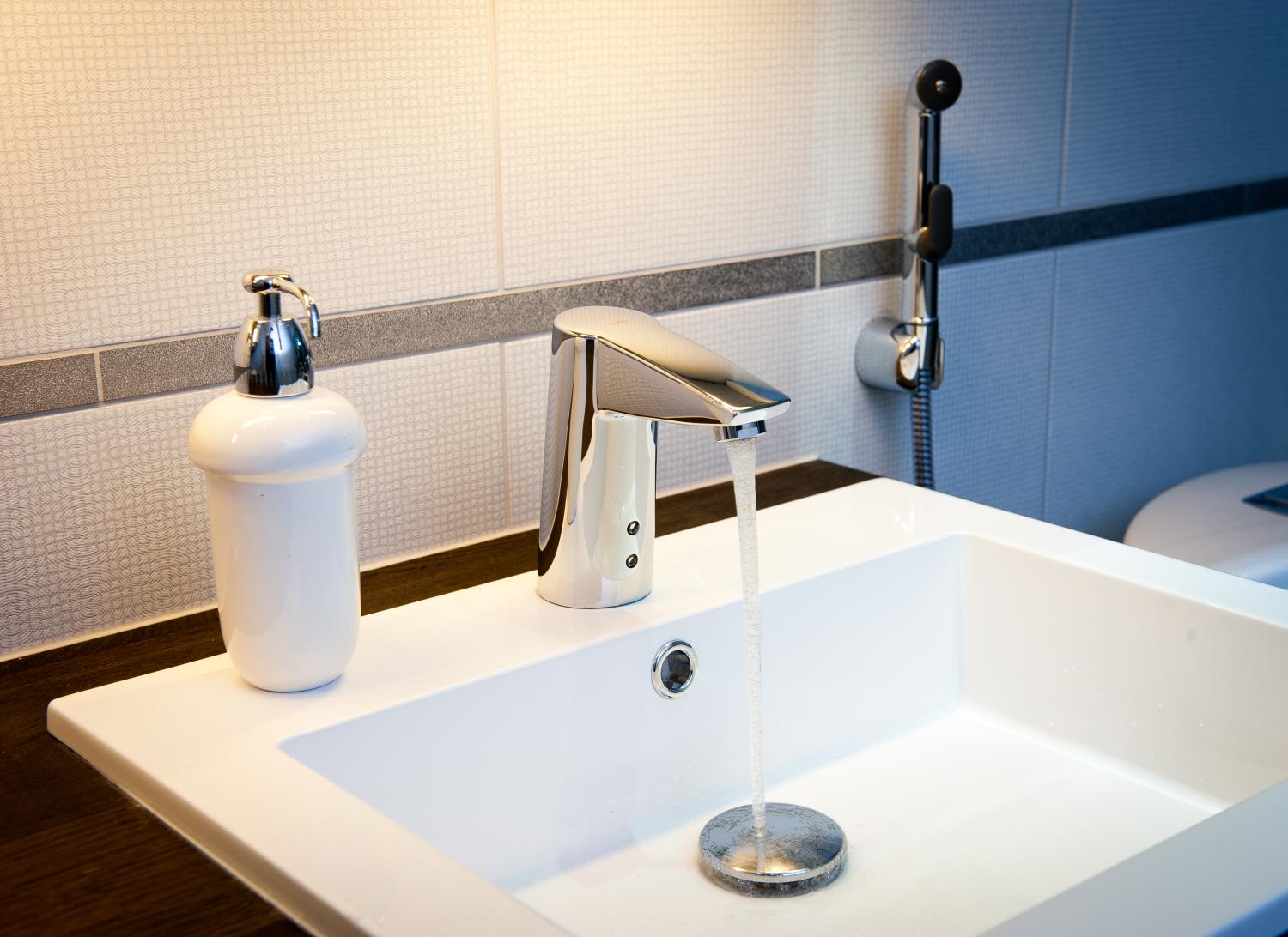 Способы крепления смесителей