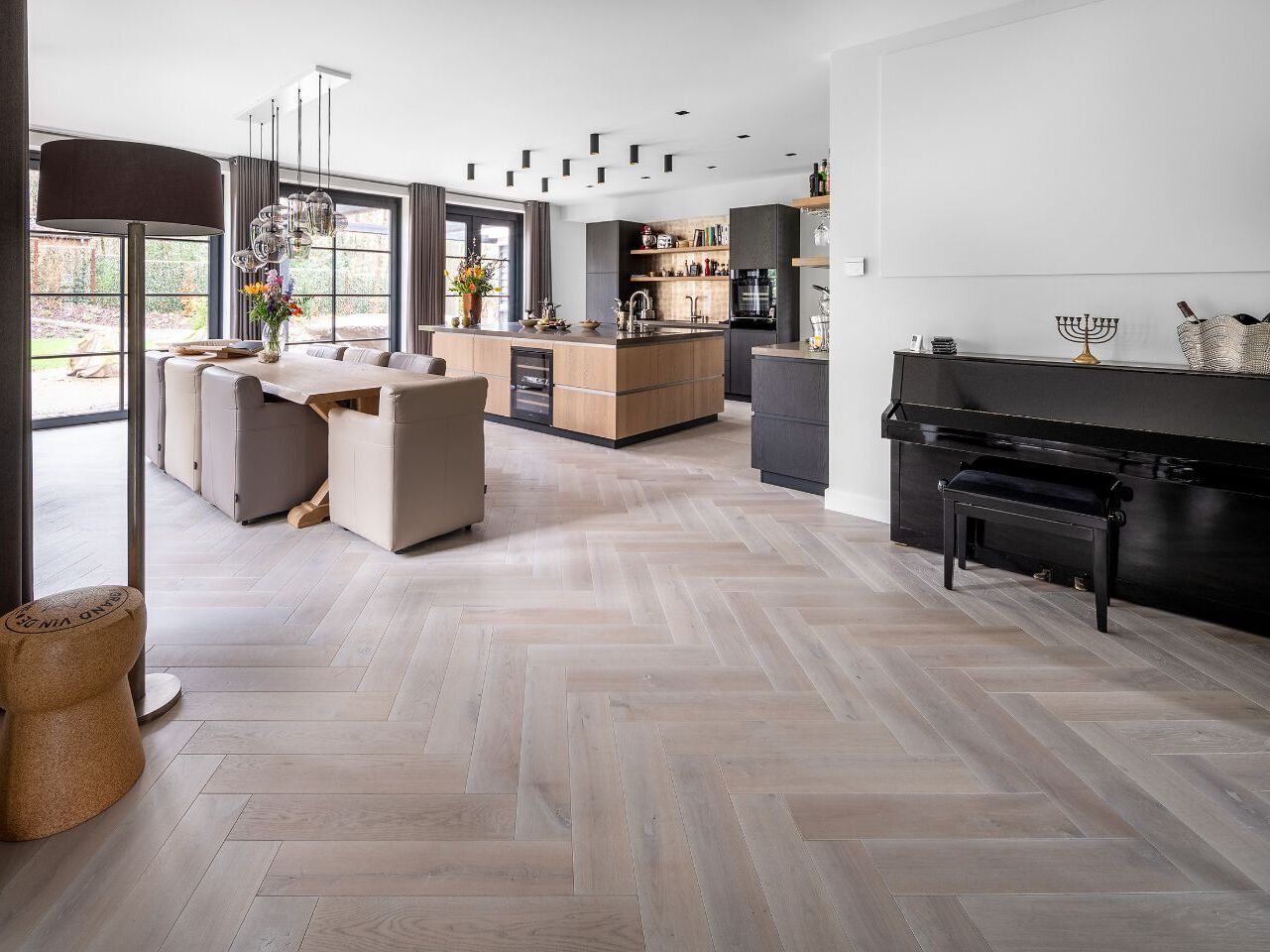 Дубовый паркет Dennebos Flooring серый ARCH-00056486