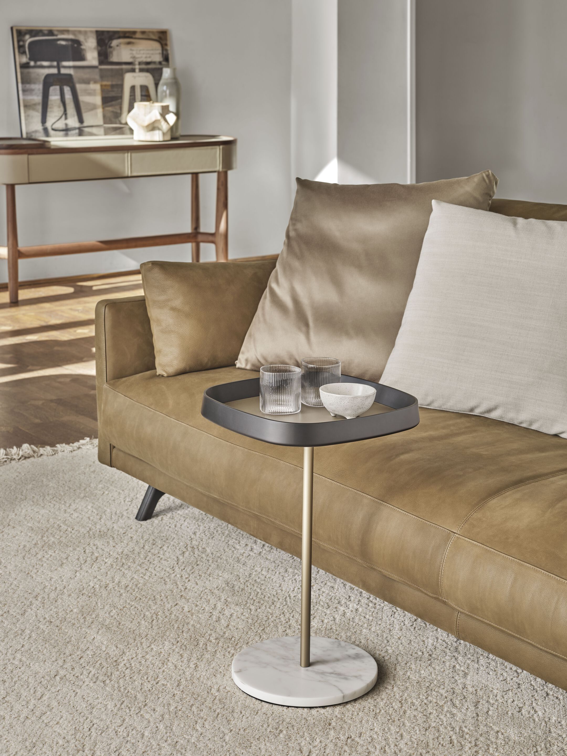 Журнальный столик из орехового дерева с подносом Porada двадцать четыре ARCH-00116457 - Вид №2