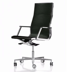 Luxy Регулируемое по высоте кресло для руководителя из кожи с 5 спицами и колесами Nulite