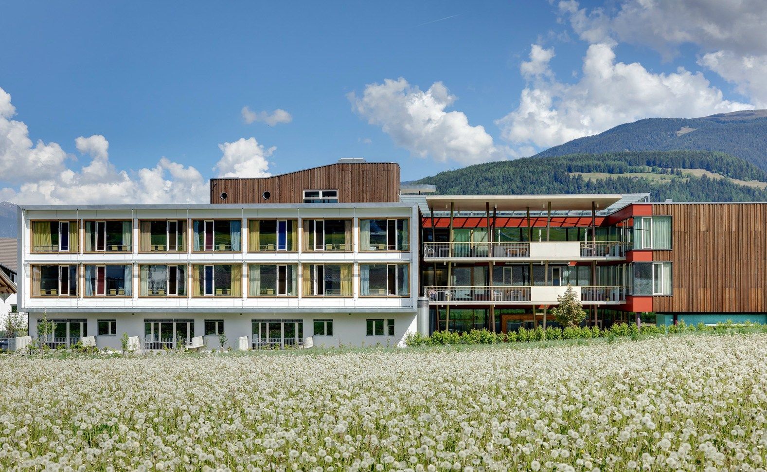 Вентилируемый фасад SWISSPEARL Swisspearl® ARCH-00108950 - Вид №74