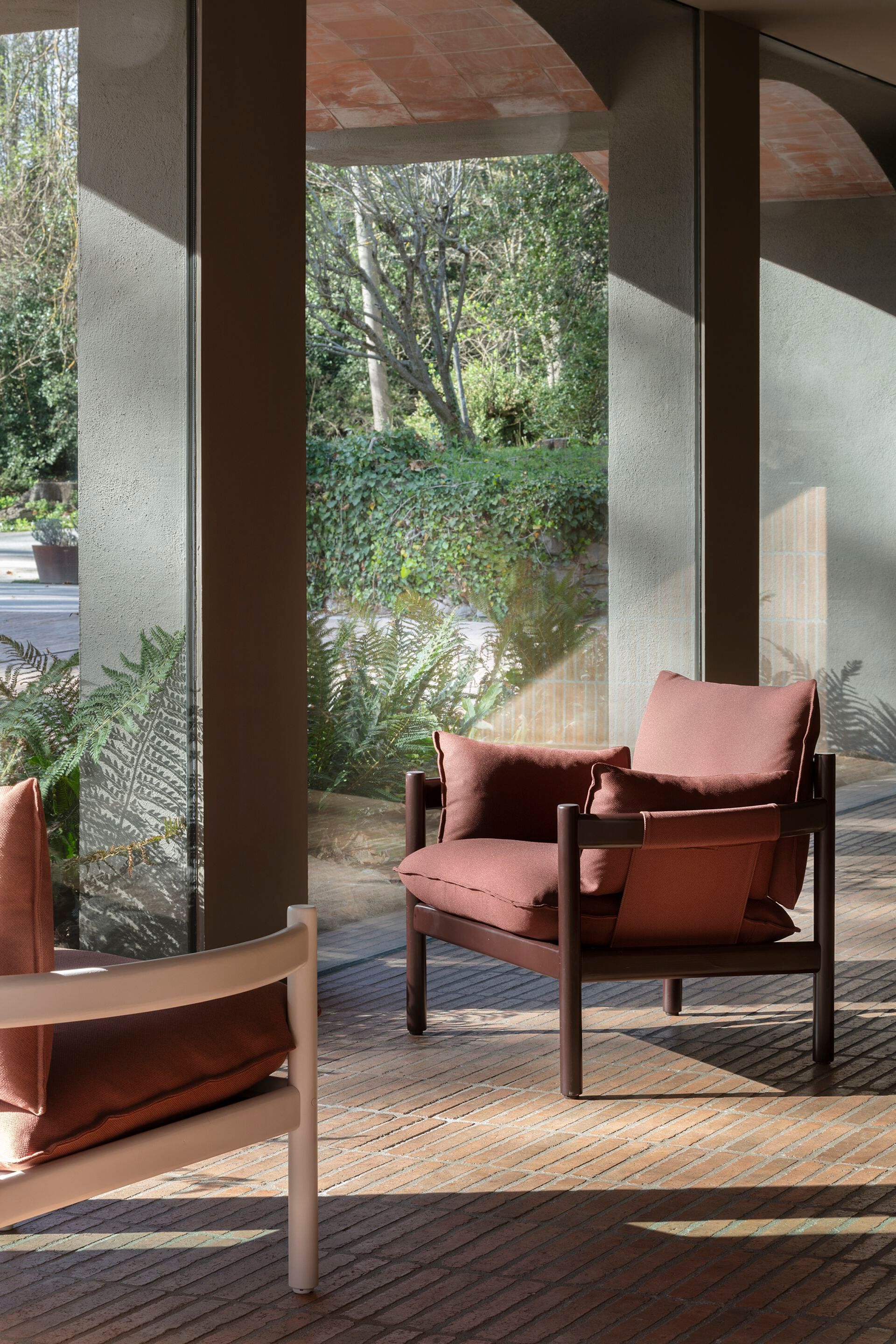 Тканевое кресло с подлокотниками Vergés RENTO ARCH-00010791 - Вид №5