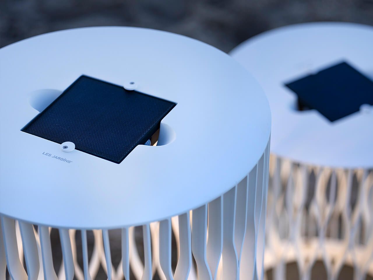 Алюминиевая аккумуляторная солнечная энергия открытый настольная лампа Les Jardins® Halo ARCH-00055465 - Вид №5