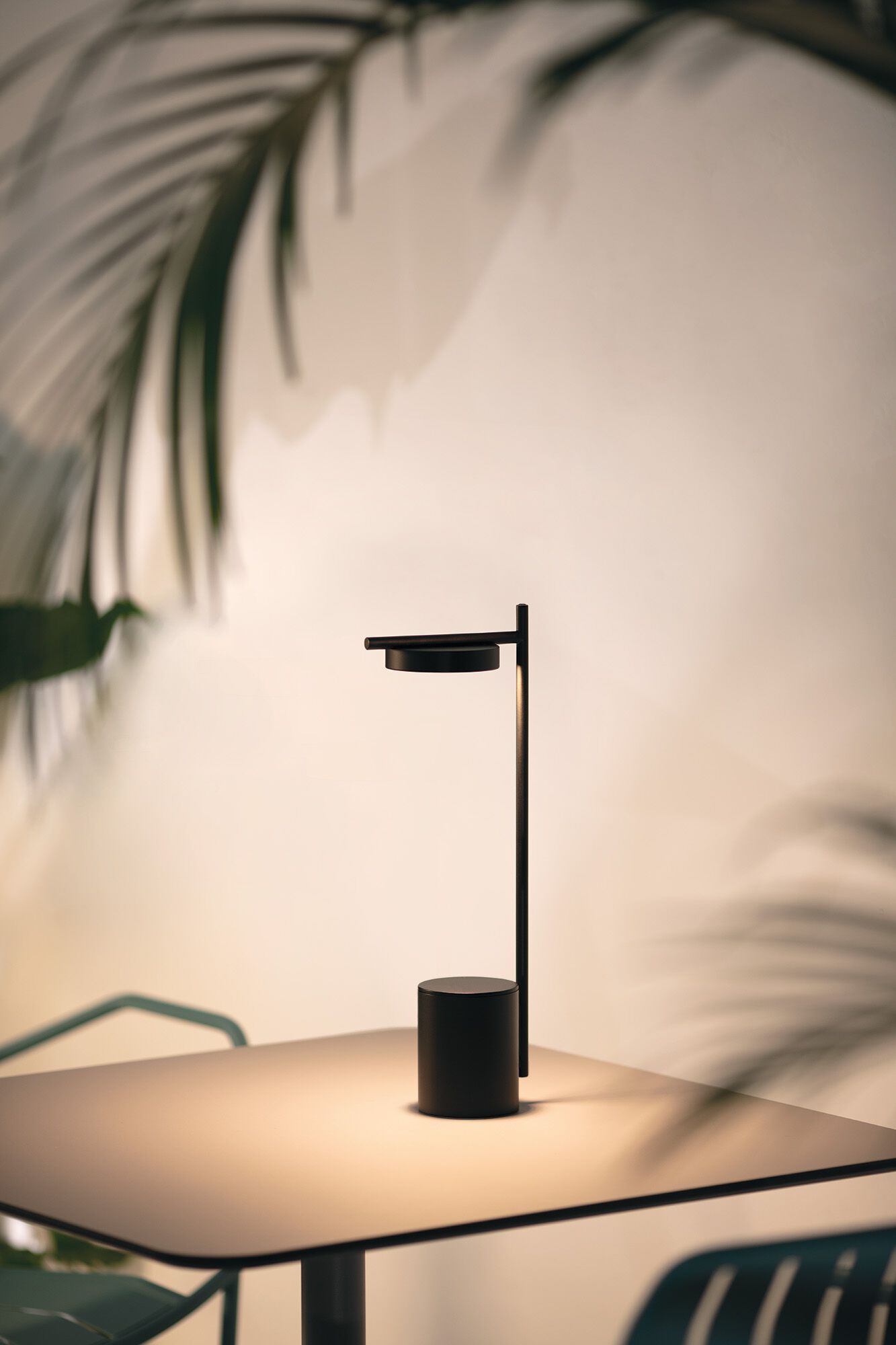 Настольная лампа с зарядкой от USB Grupa Igram ARCH-00107755 - Вид №8