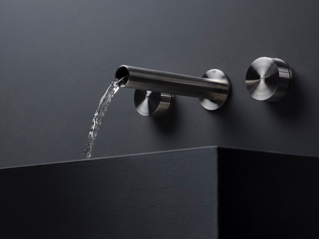 Настенный смеситель для раковины из нержавеющей стали с 3 отверстиями BEAMTECH App ARCH-00134961 - Вид №2