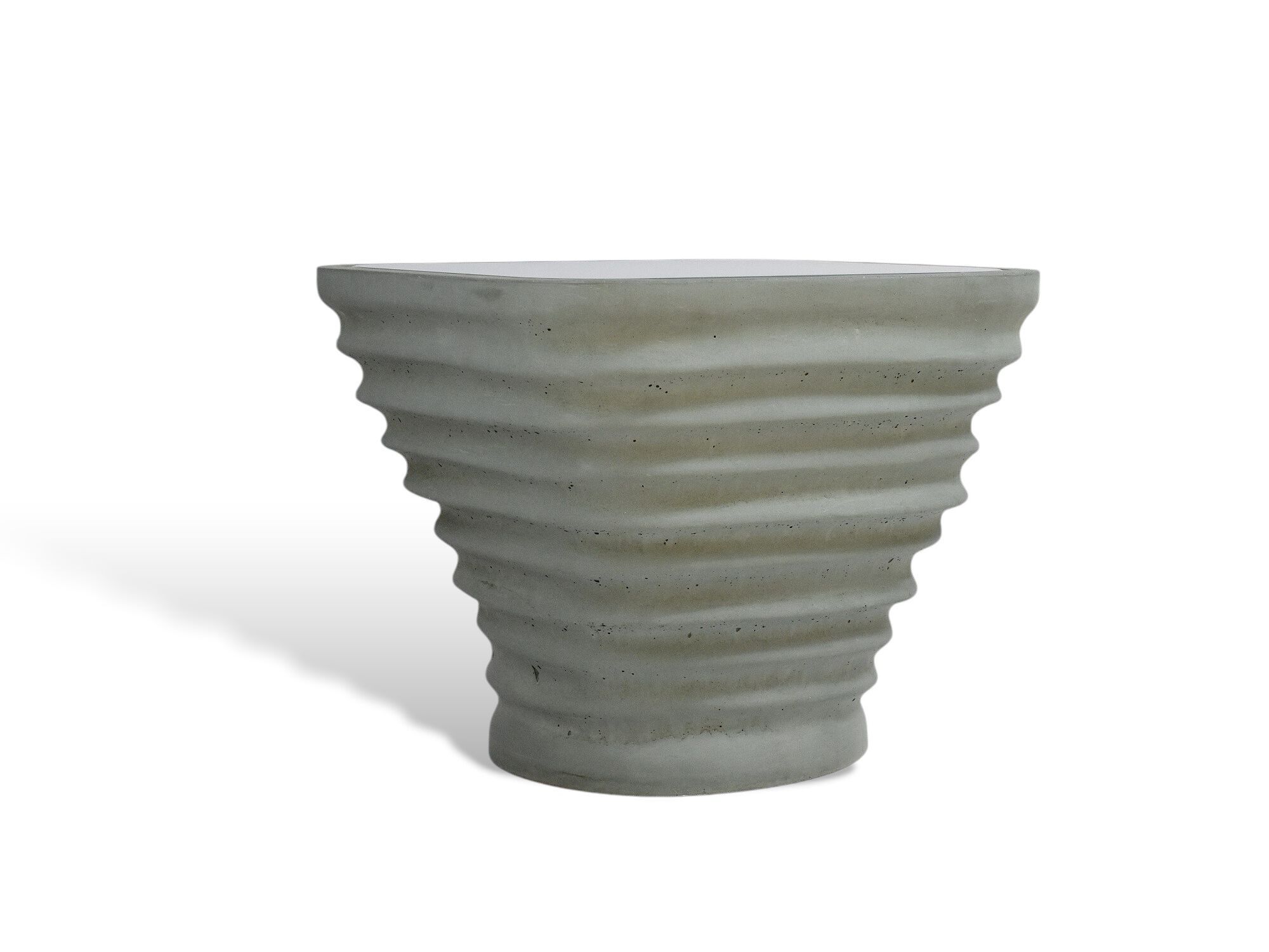 Бетонный журнальный столик URBI et ORBI Medius Terra ARCH-00082031