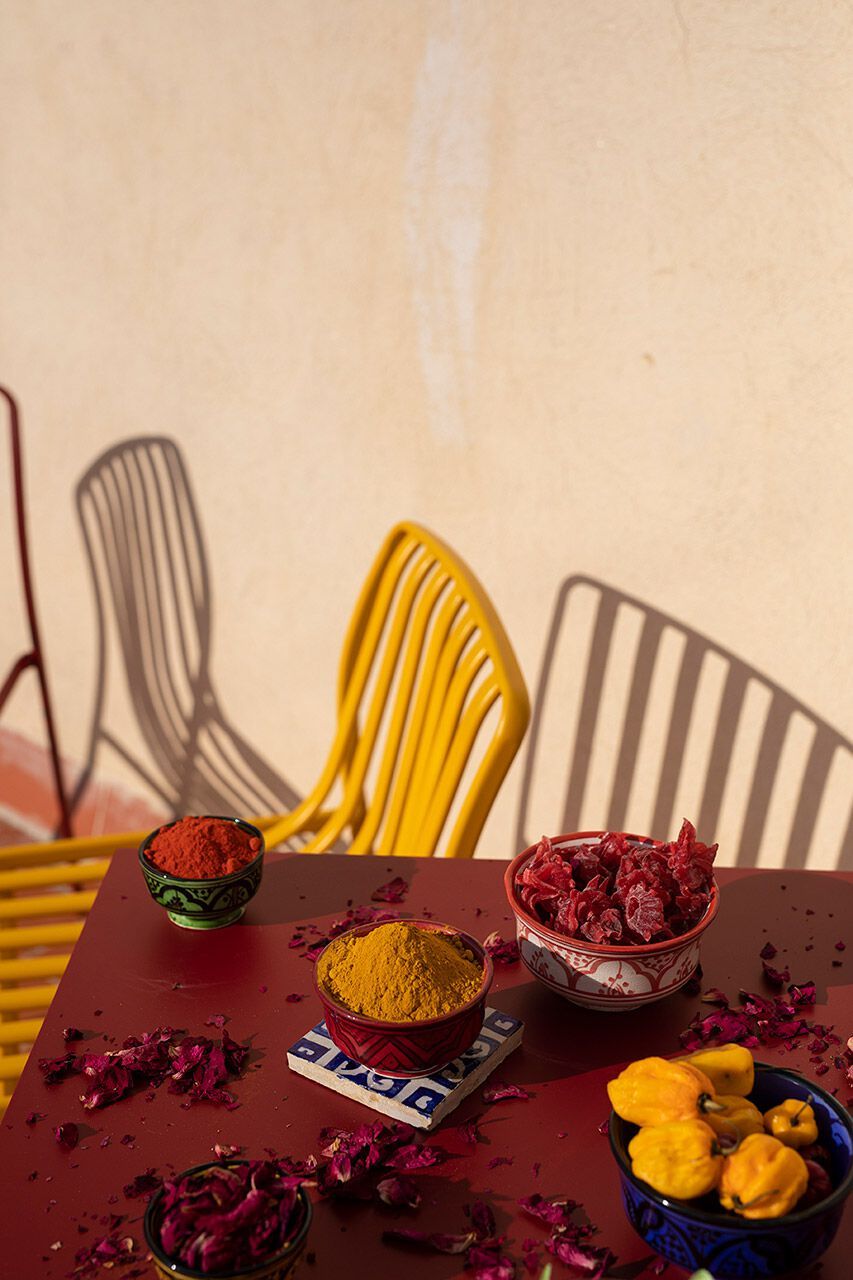 Квадратный стальной стол с порошковым покрытием BABEL D Kano ARCH-00100522 - Вид №2