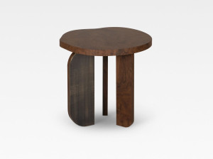 Круглый журнальный столик из грецкого ореха