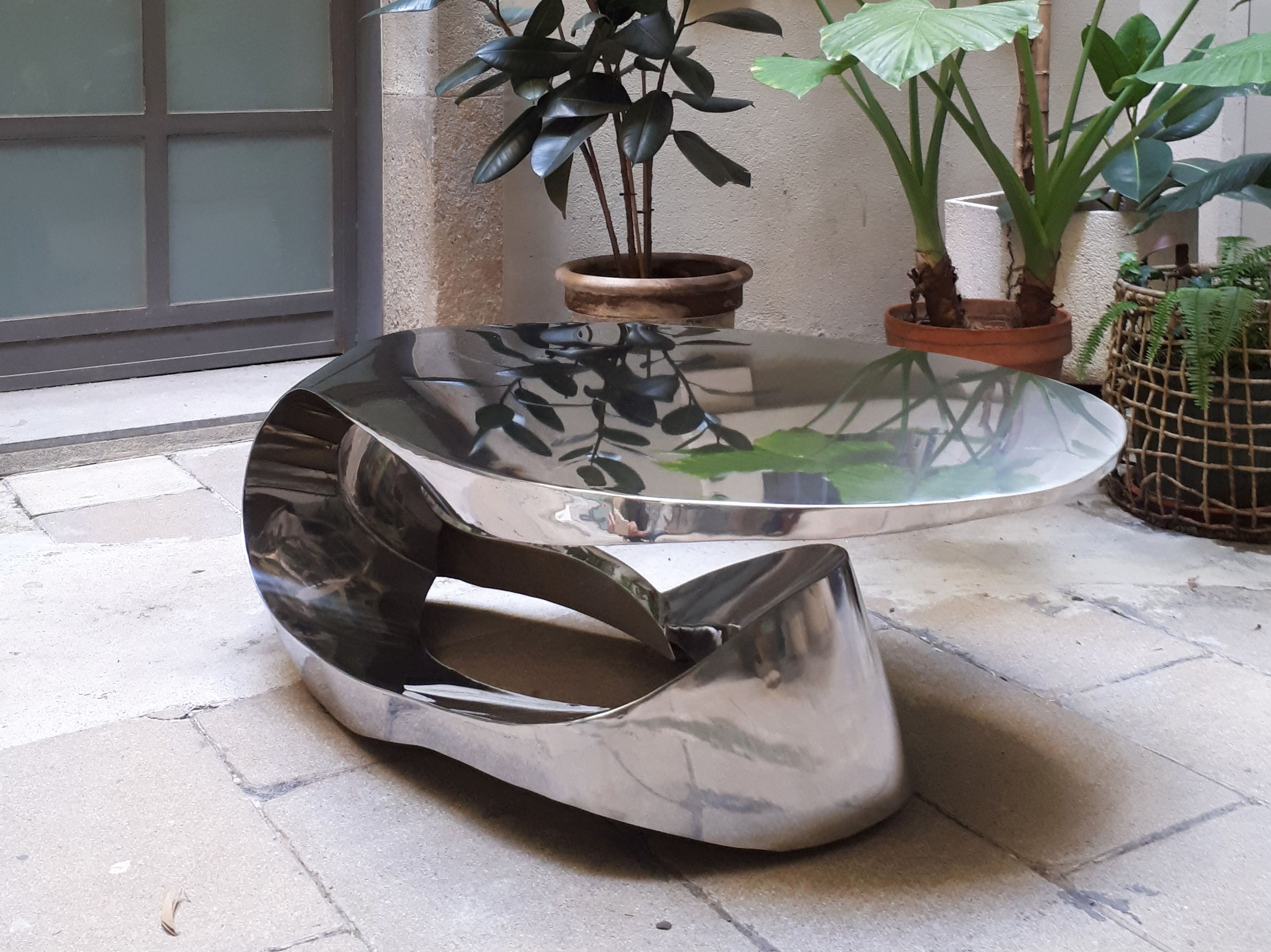 Круглый журнальный столик из нержавеющей стали ICI ET LÀ Metal furniture ARCH-00036991 - Вид №5