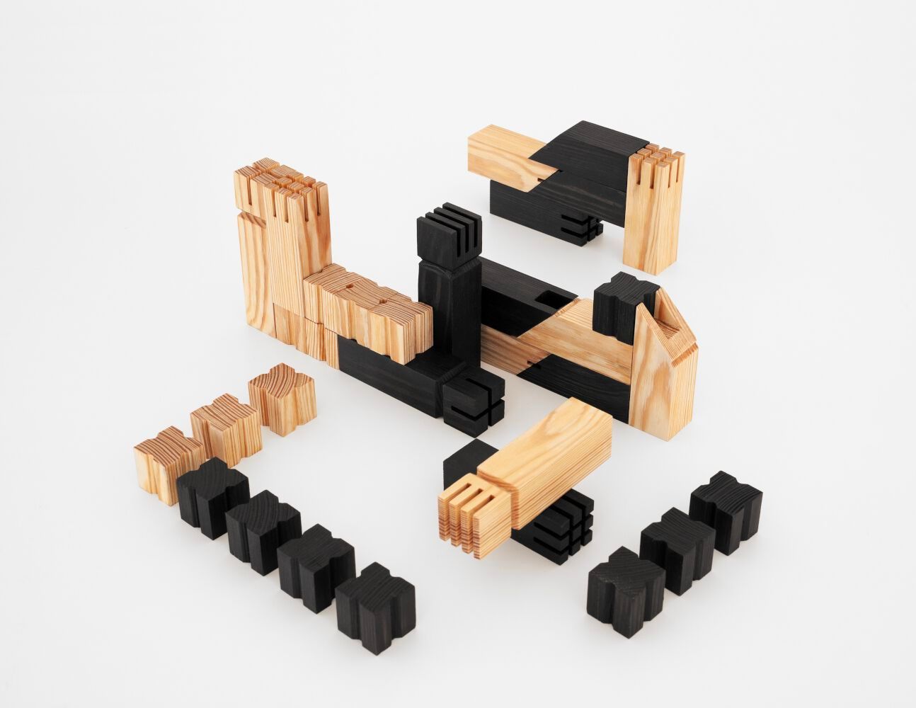 Настольная игра из твердой лиственницы Deodara REGOLARIX ARCH-00064608 - Вид №1