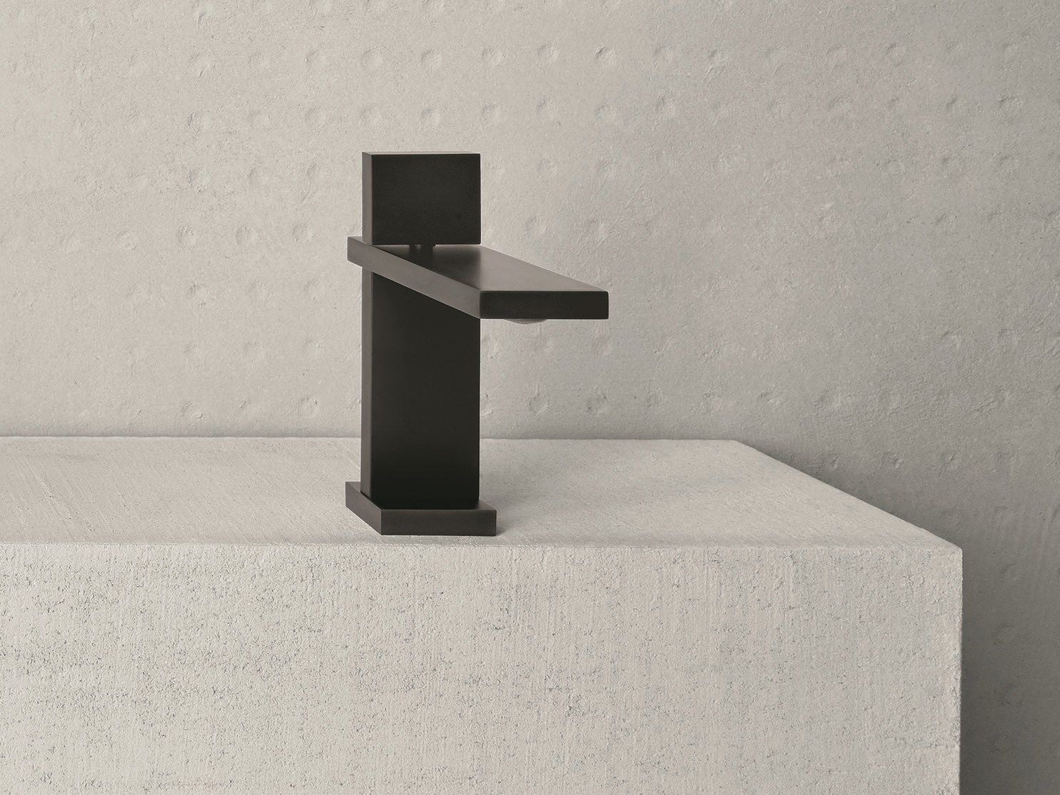 Однорычажный смеситель для раковины ABOUTWATER ARCH-00098976 - Вид №1