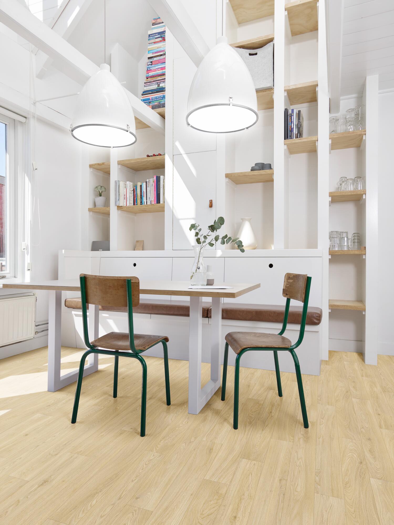 Нескользящий виниловый пол с эффектом дерева BEAUFLOR Phonitec ARCH-00022058