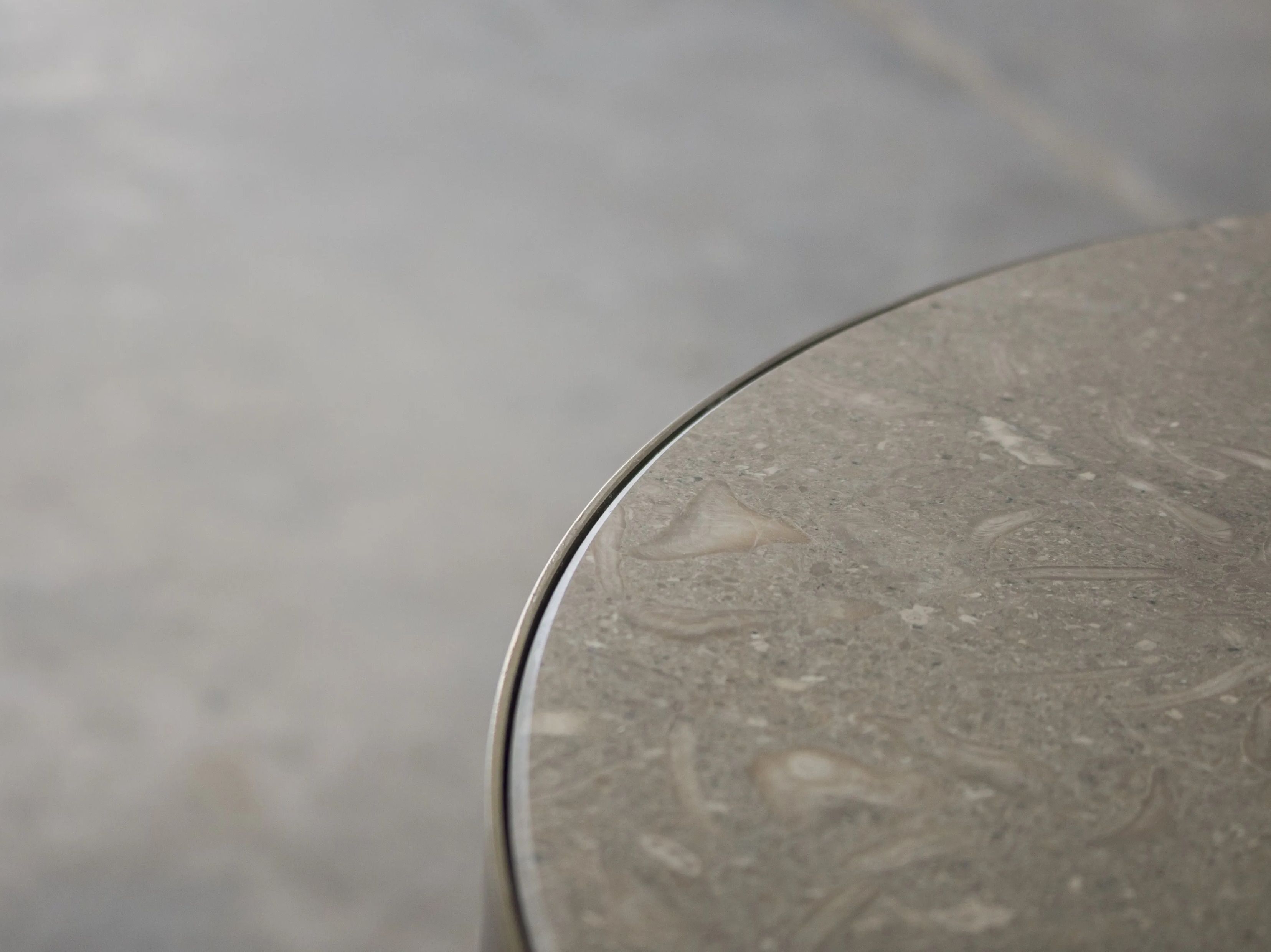 Травертин круглый журнальный столик Davani Purity ARCH-00027089 - Вид №12