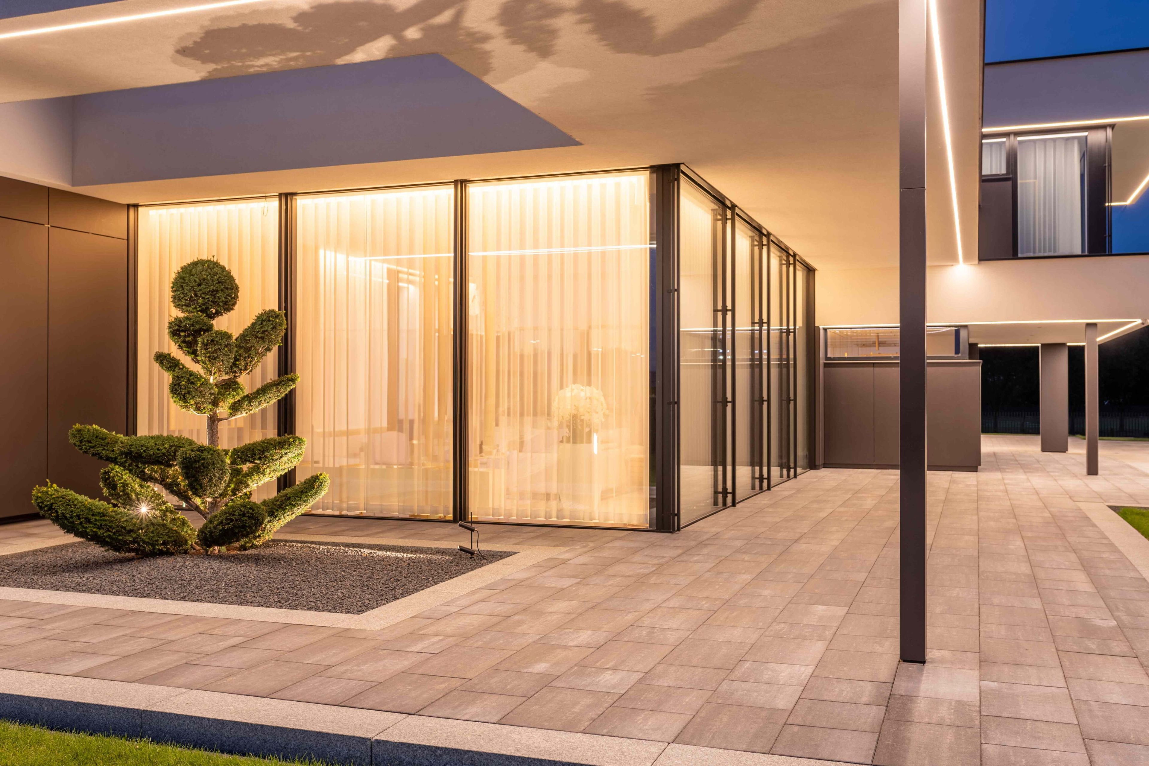 Алюминиевое раздвижное окно Keller minimal windows® KELLER minimal windows®4+ ARCH-00127817 - Вид №17