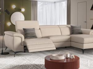 Кожаный диван с полуостровом