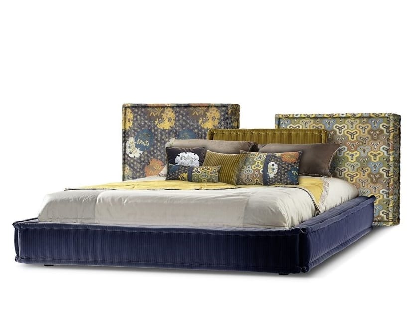 Мягкая кровать из ткани ROCHE BOBOIS Маджонг ARCH-00106225
