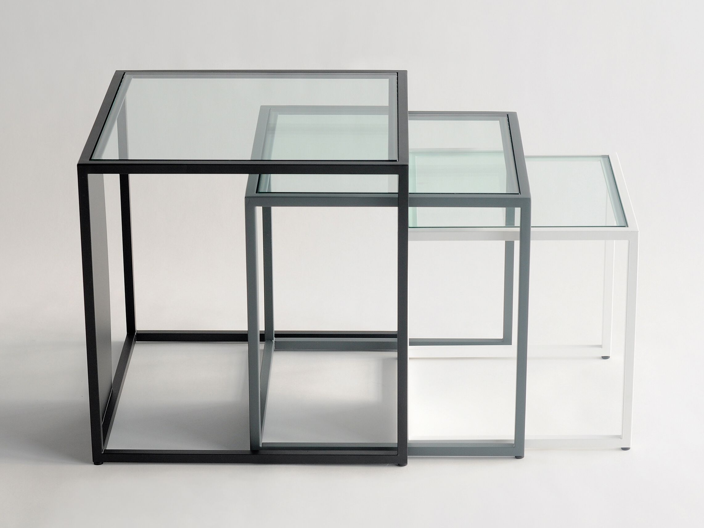 Набор штабелируемых и квадратных столов из стали и стекла Phase Design Half &amp ARCH-00064906