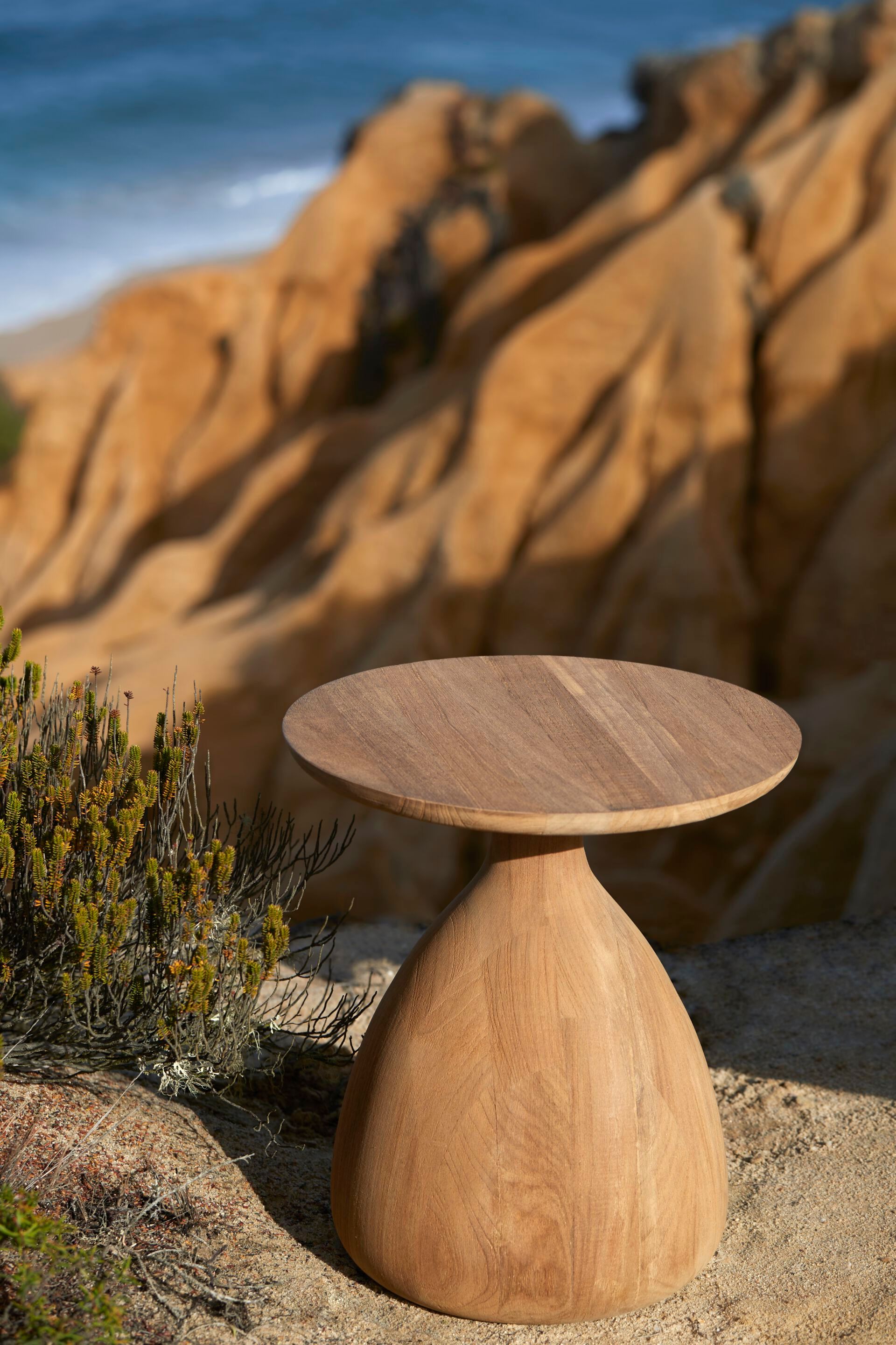 Деревянный круглый садовый журнальный столик MANUTTI Цуки ARCH-00101660 - Вид №7