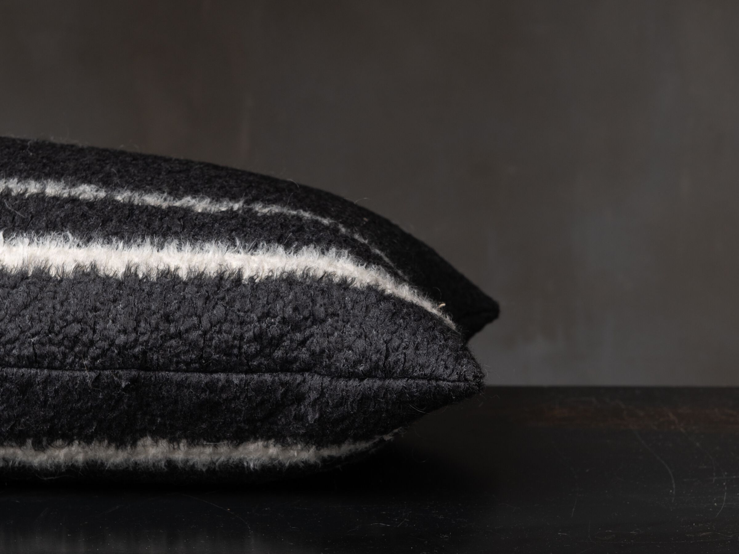 Прямоугольная подушка из мохера The House of Lyria LUMICO ARCH-00095996 - Вид №3