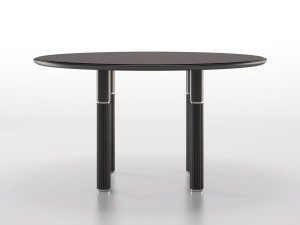 Круглый деревянный стол