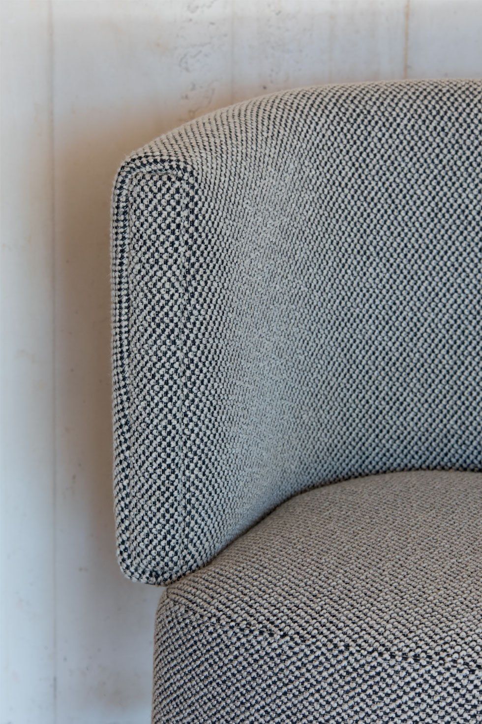 Тканевое кресло с подлокотниками Lebom Jumbo ARCH-00079552 - Вид №2