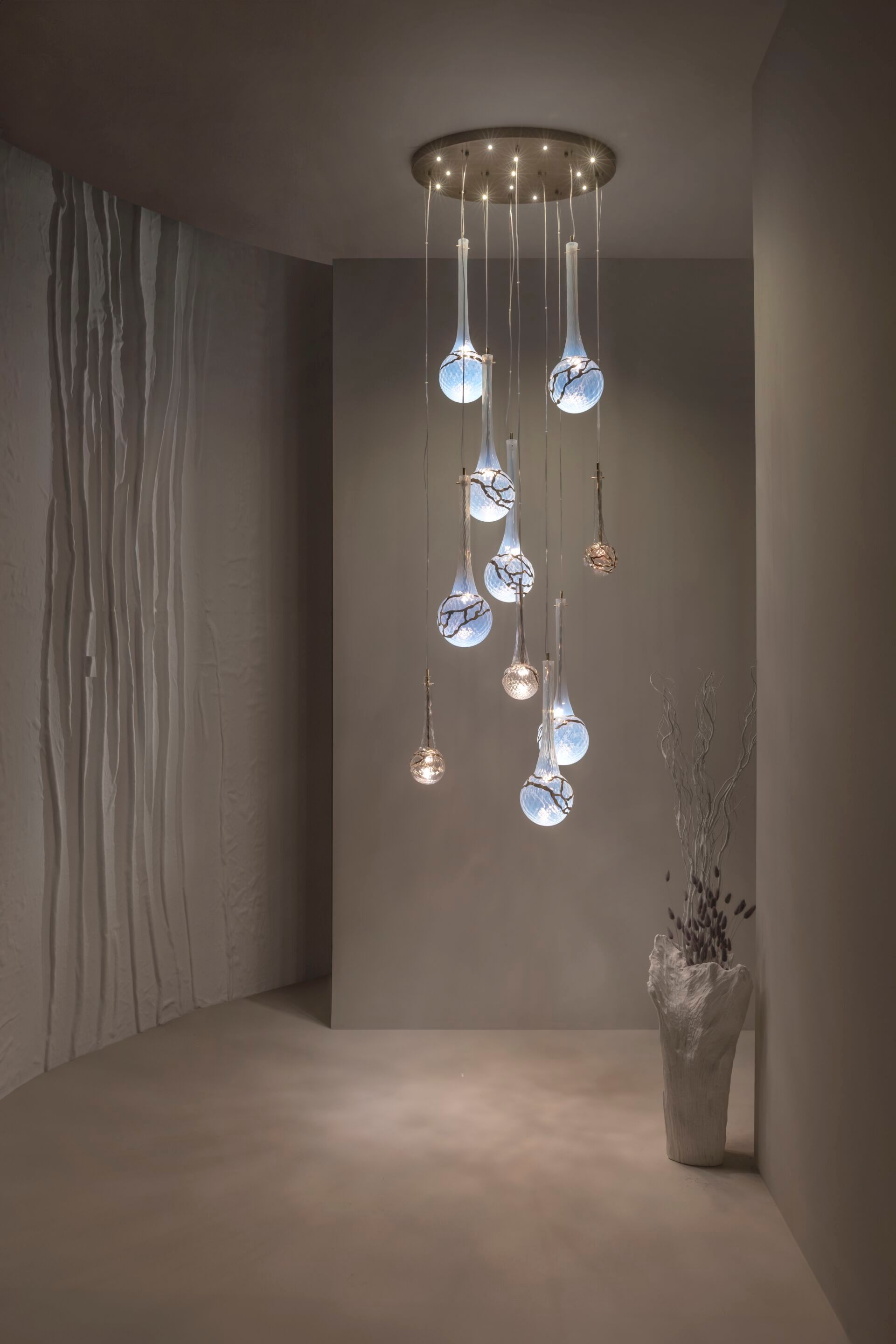 Люстра из дутого стекла Patrizia Volpato лунные капли ARCH-00039469 - Вид №2