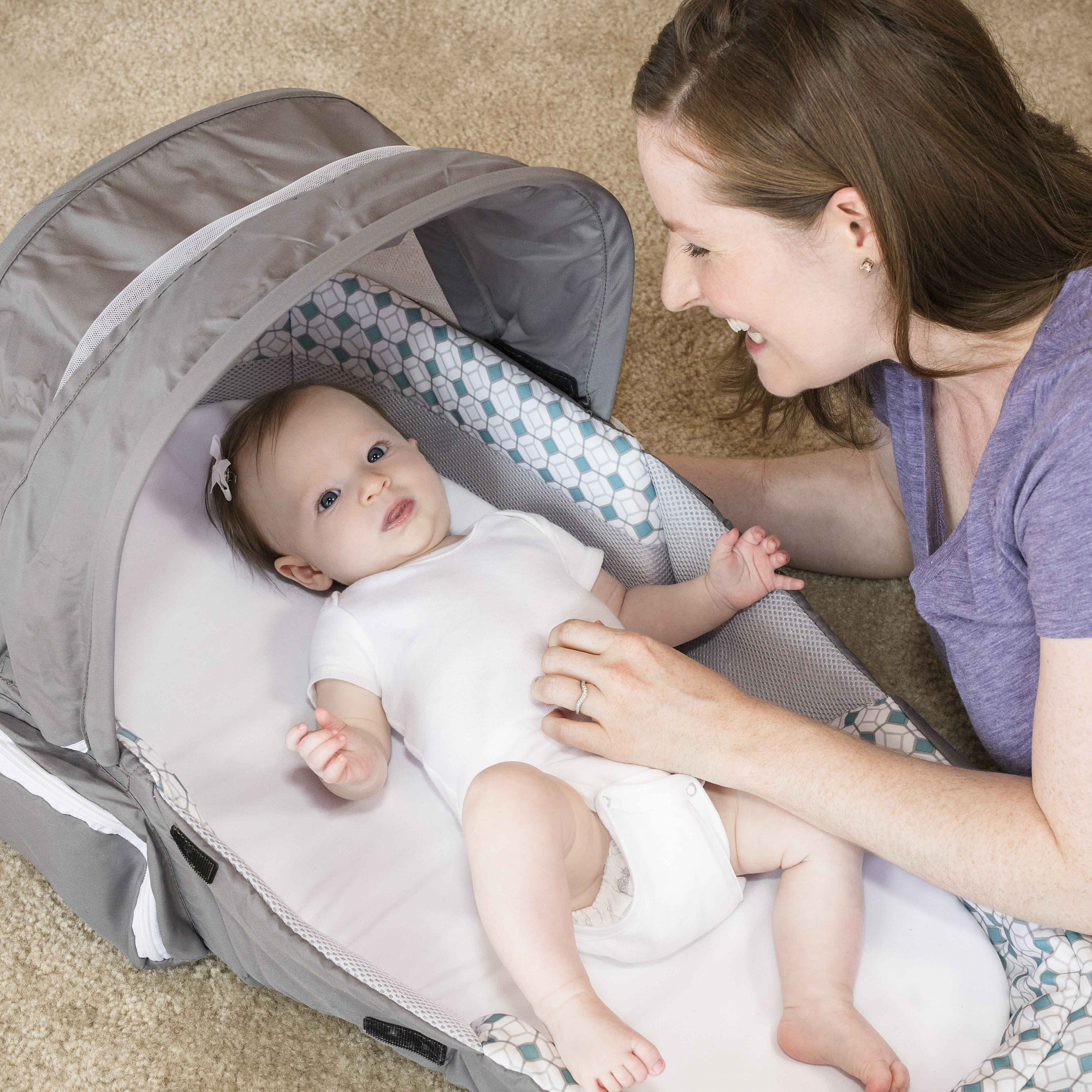 Складная кроватка Traveler BL серая BABY DELIGHT  322589 Серый Santreyd  - Вид №8