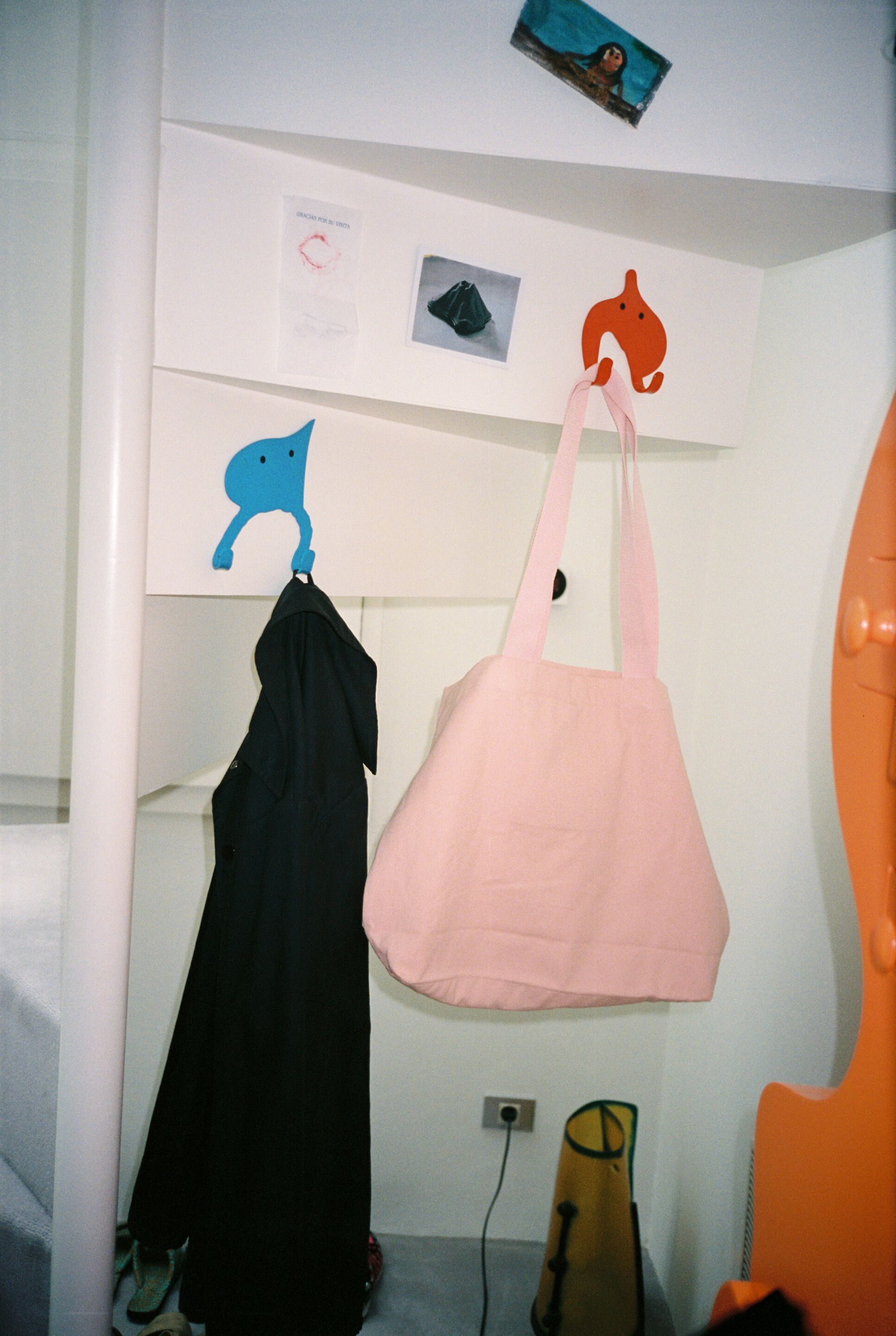 Стальной настенный крючок с порошковым покрытием BD Barcelona Apartamento x BD ARCH-00067485 - Вид №5