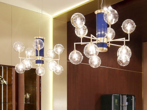 Металлическая люстра