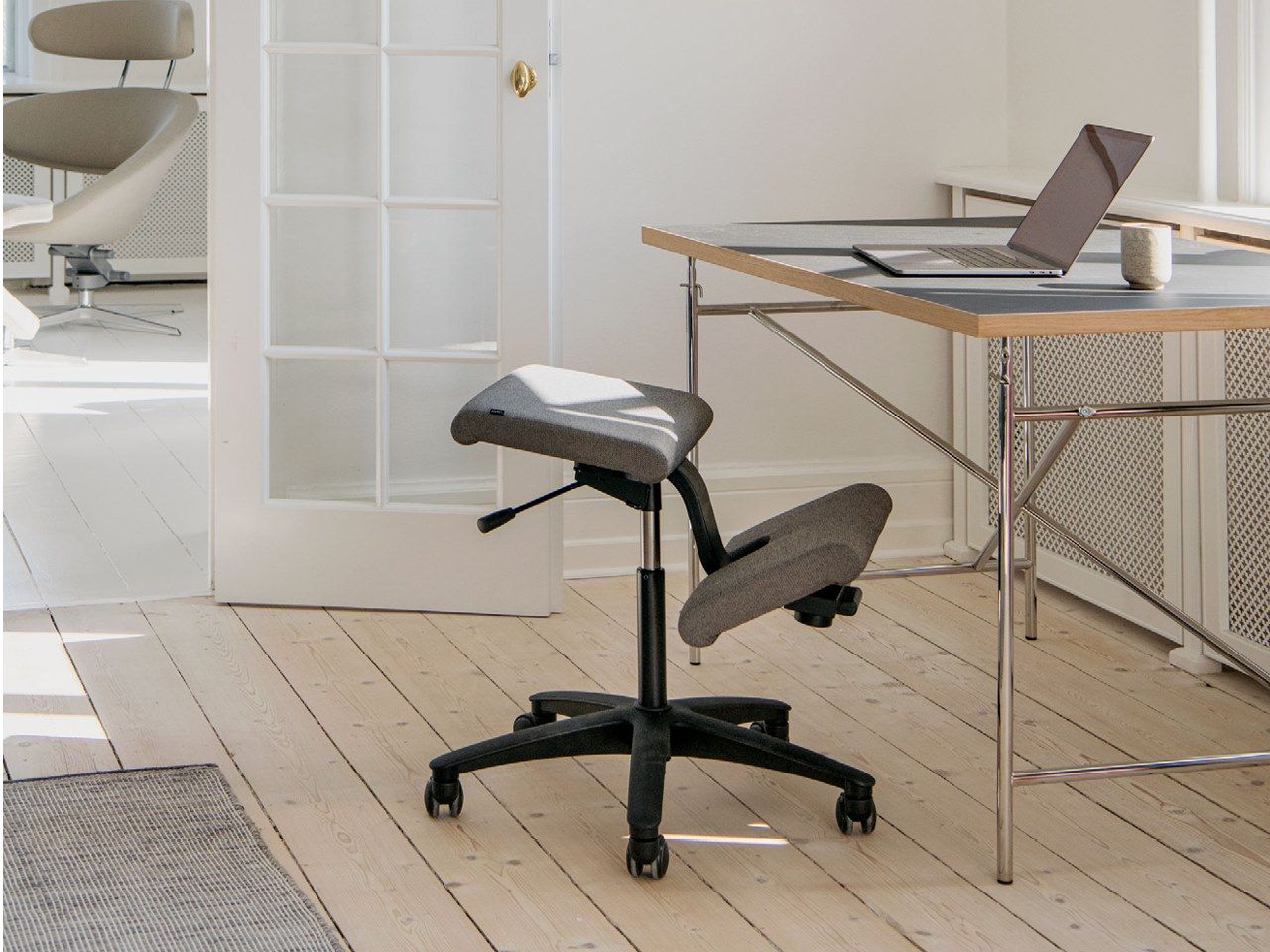 Мягкий стул с колесами Varier Furniture WING™ BALANS® ARCH-00032870 - Вид №4