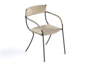 Стул из бумажной веревки с подлокотниками