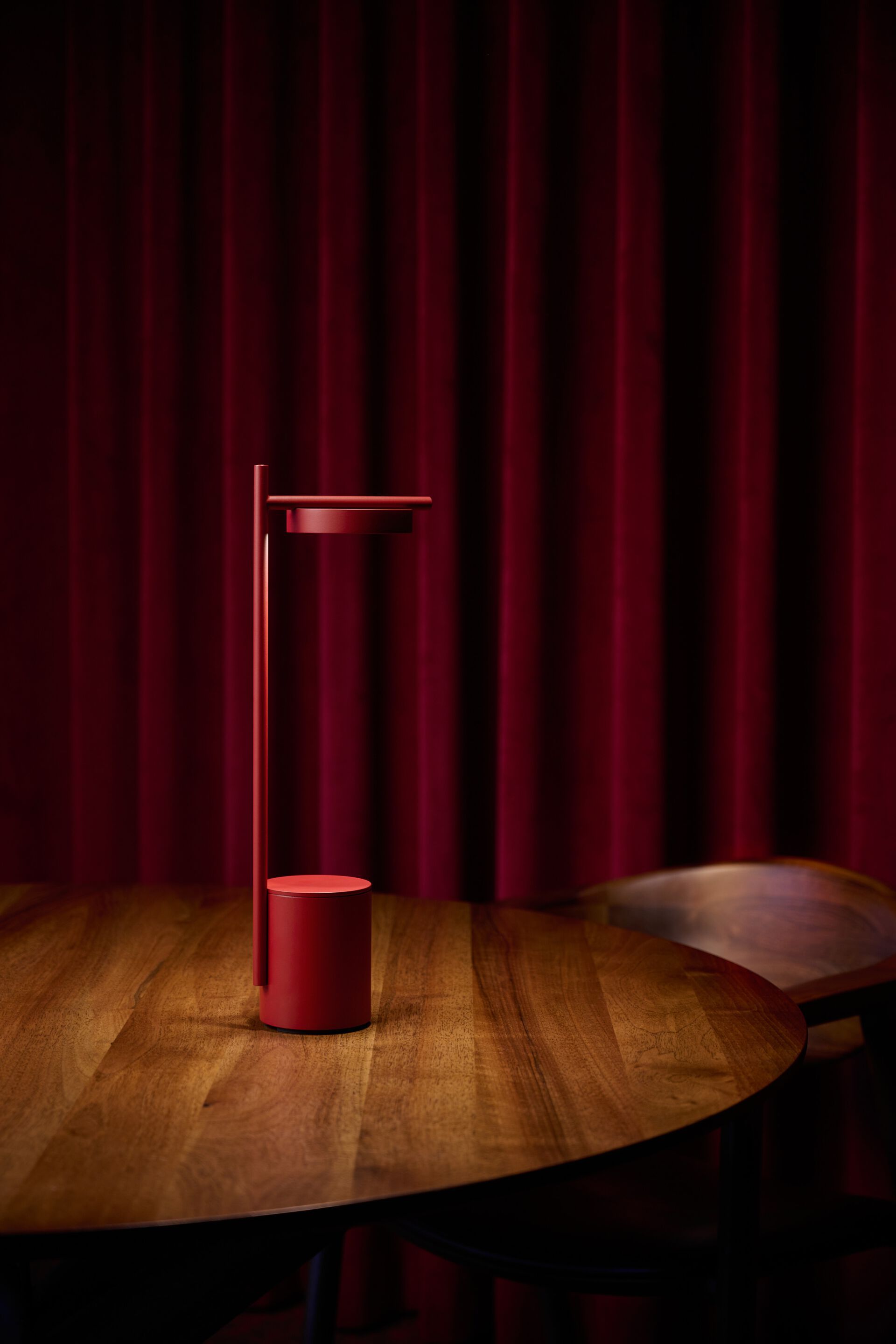 Настольная лампа с зарядкой от USB Grupa Igram ARCH-00107755 - Вид №17