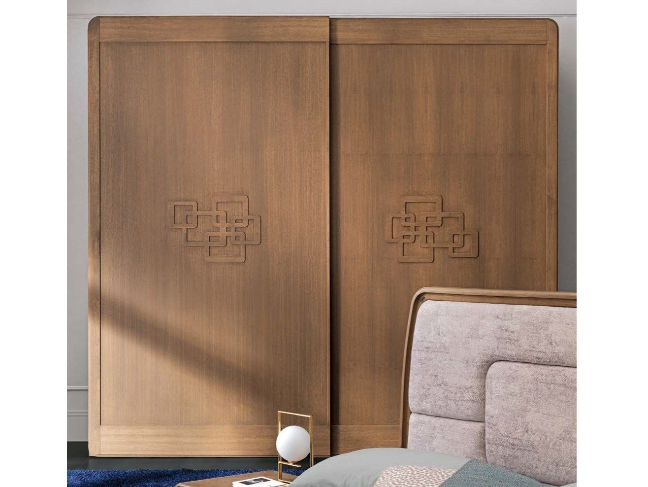 Деревянный шкаф с раздвижными дверями Cantiero AMARCORD Night ARCH-00128778 - Вид №1