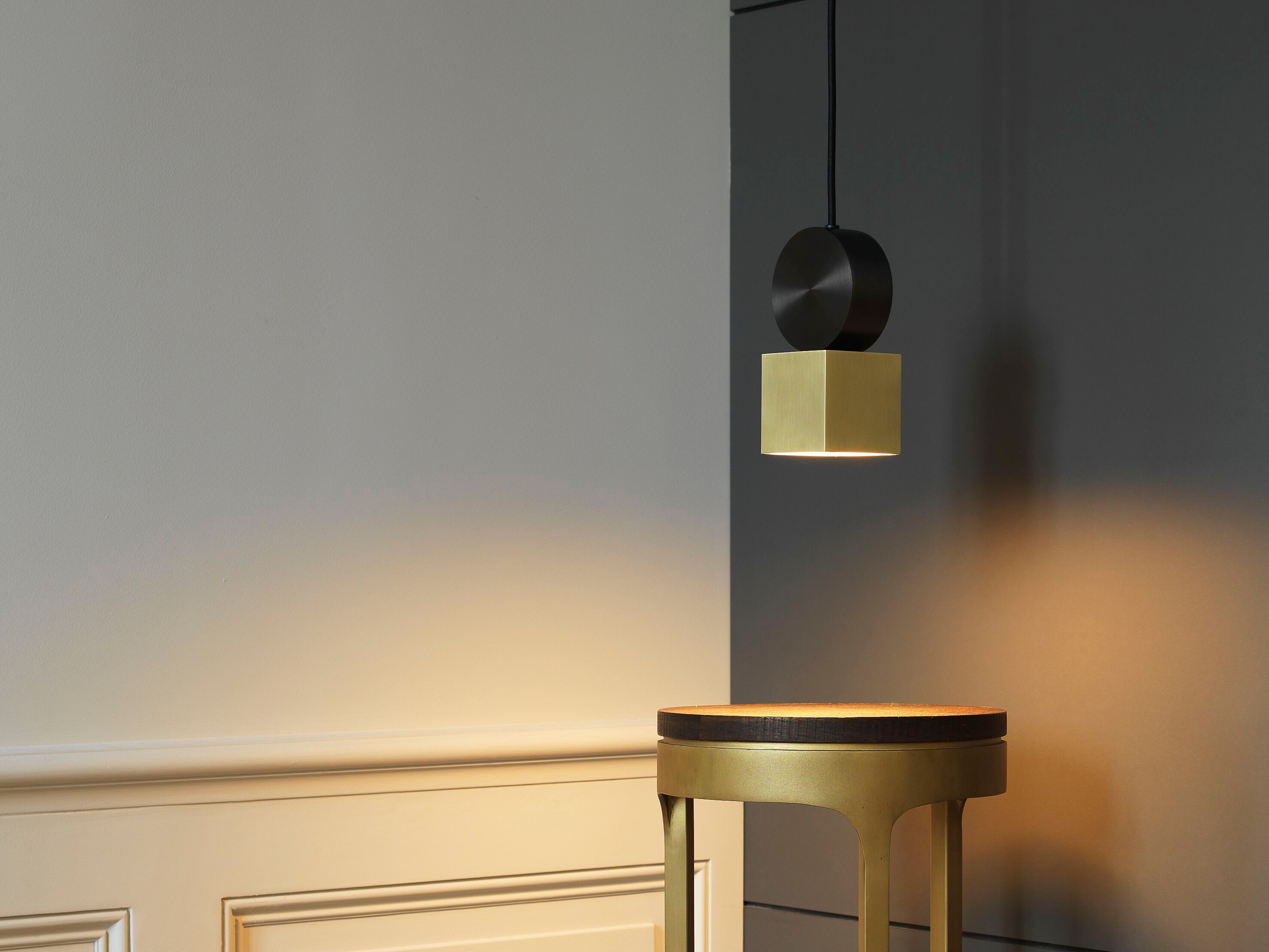 Латунный светодиодный подвесной светильник CVL Luminaires Calé(e) ARCH-00092290 - Вид №2