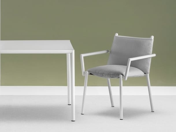 Мягкий садовый стул с подлокотниками Terraforma Eleven ARCH-00068770