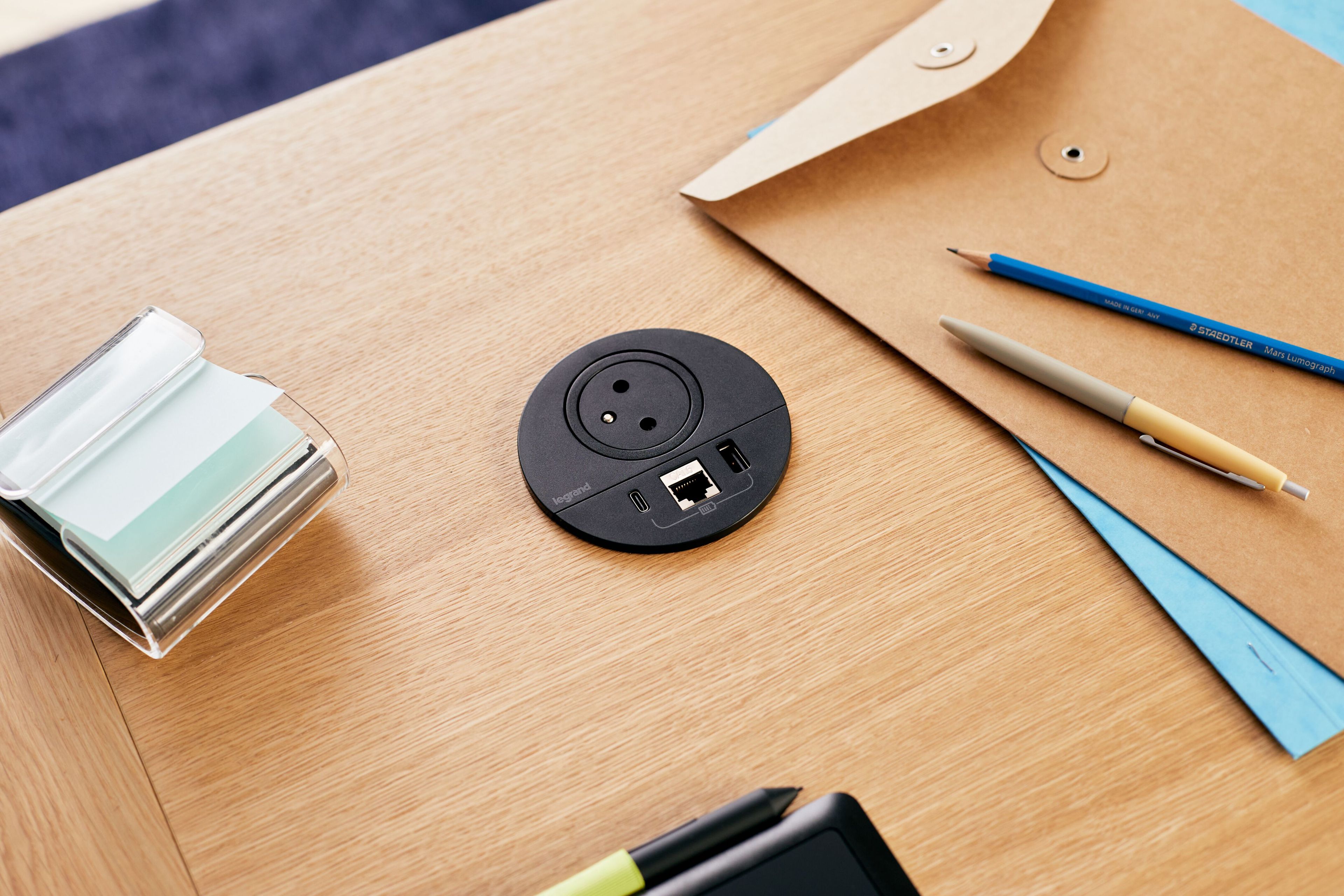 Электрическая розетка legrand Инкара ARCH-00103220 - Вид №1