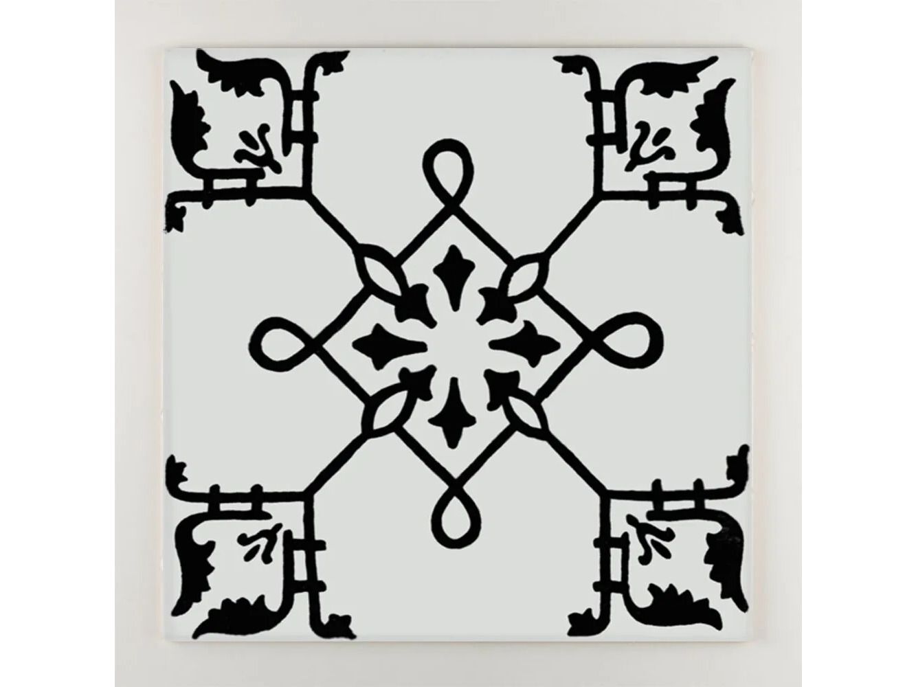 Пол / покрытие ручной работы La Riggiola черный и белый ARCH-00080559