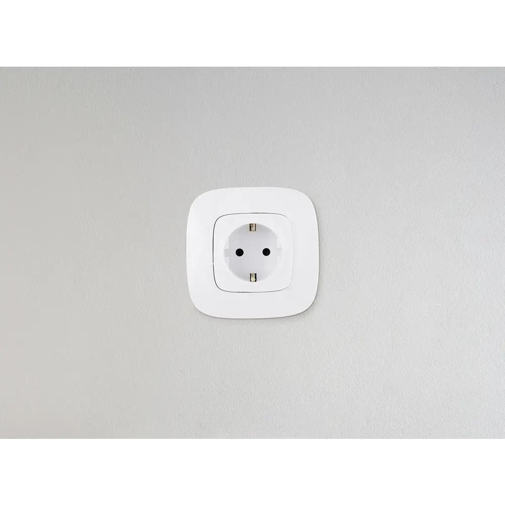 Розетка Legrand Valena Allure 2 контакта с заземлением цвет белый STLM-2147174 - Вид №9