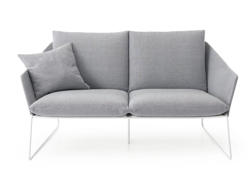 2-местный тканевый съемный садовый диван Saba Italia Нью-Йорк ARCH-00147192