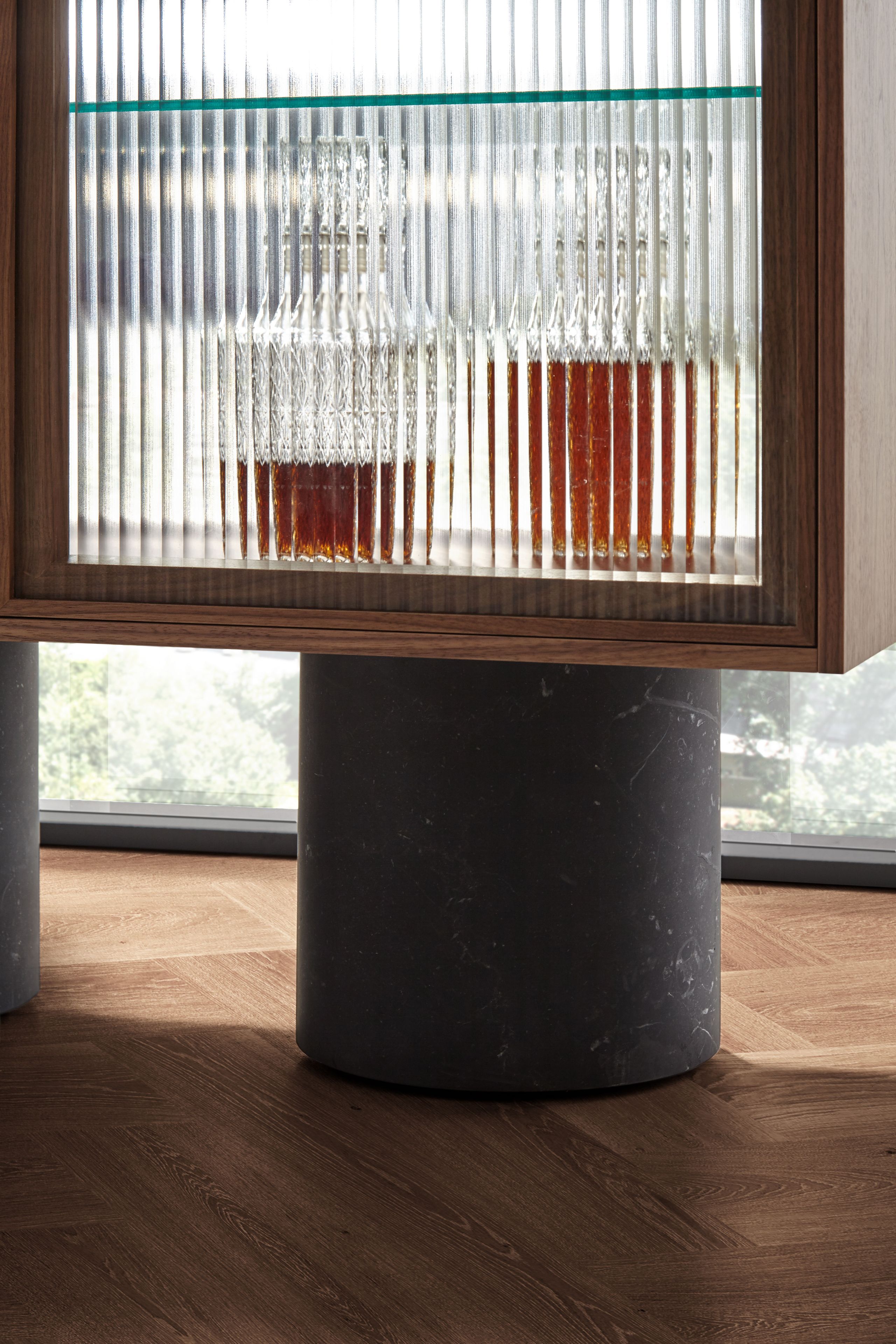 Деревянный и стеклянный шкаф с распашными дверцами Punt ARCH-00150238 - Вид №15