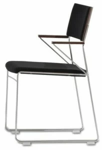 Wiesner-Hager Штабелируемый конференц-стул с салазками и подлокотниками Outline 6885